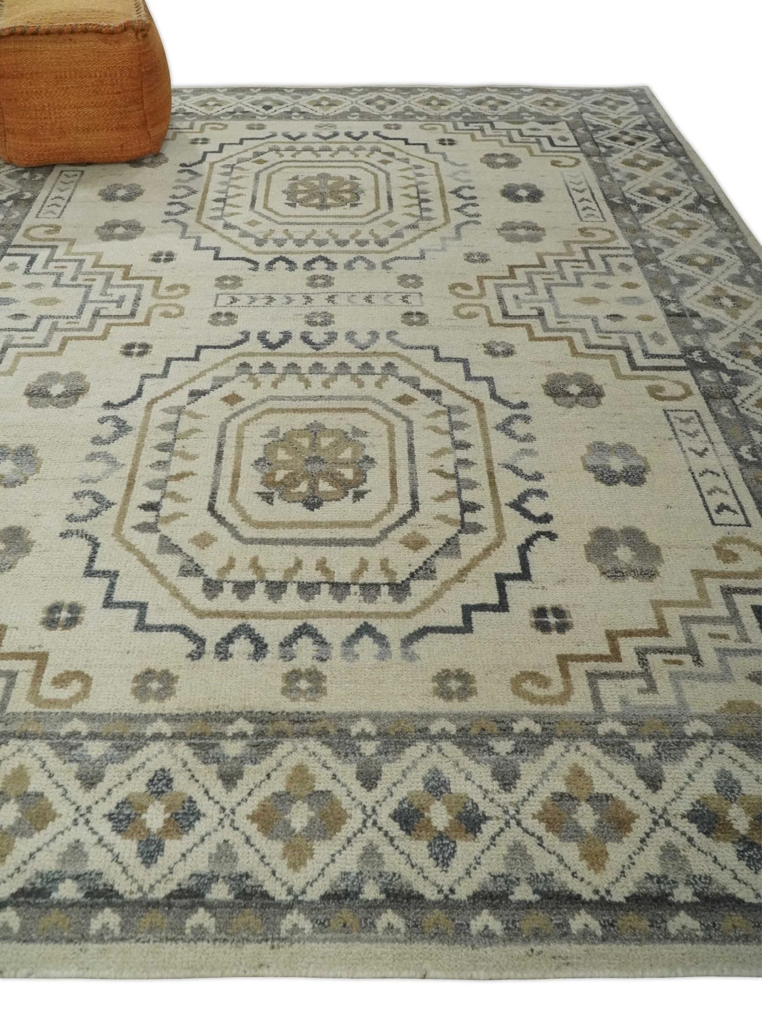 Hand Knotted Ivory, Gray and Beige Traditional Medallion Natural Wool Custom Made Area Rug, Kids, Living Room and Bedroom Rug - Image 3