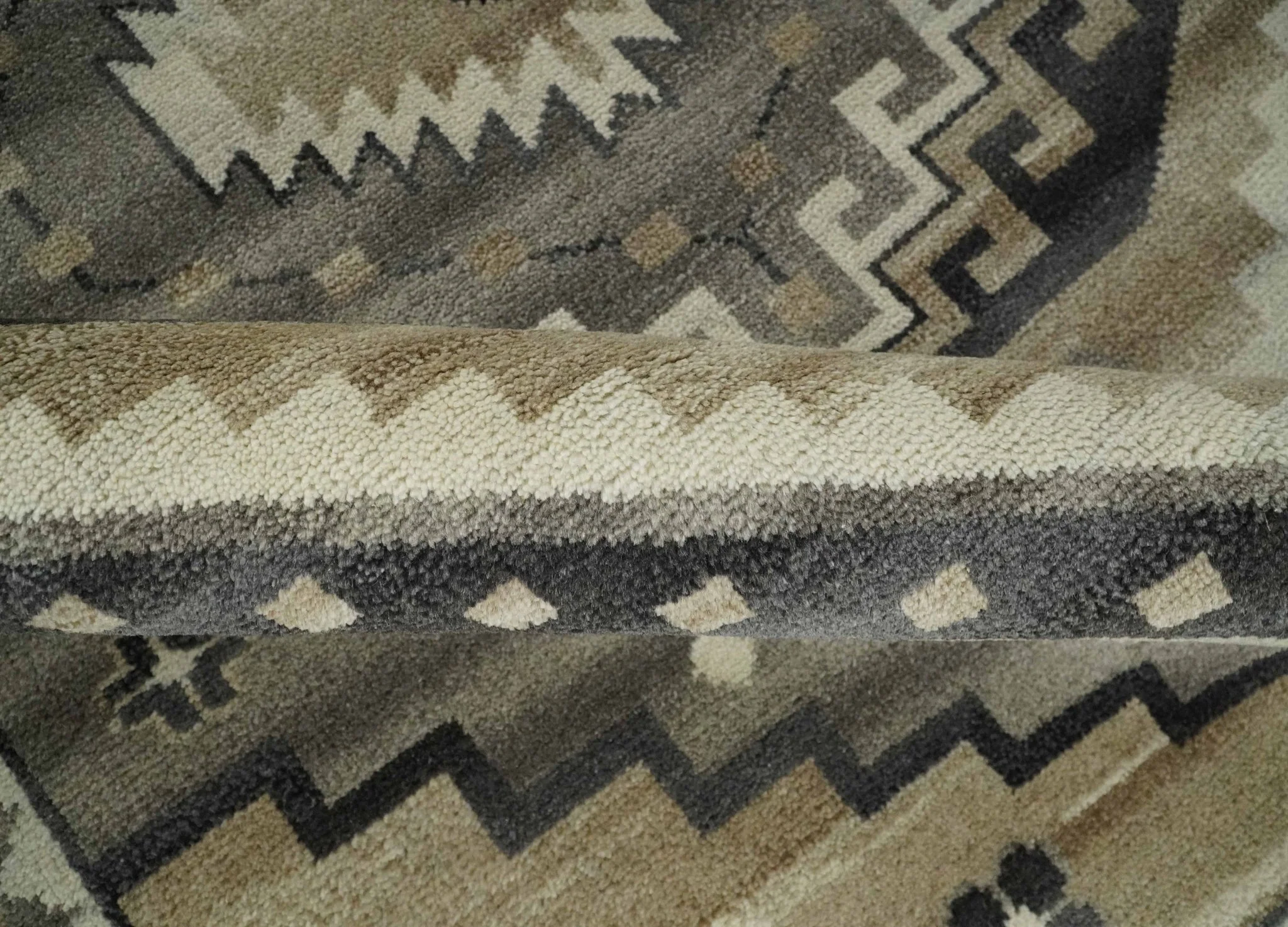 Hand Knotted Ivory, Charcoal and Beige Traditional Medallion Natural Wool Multi Size Area Rug, Kids, Living Room and Bedroom Rug - Image 7
