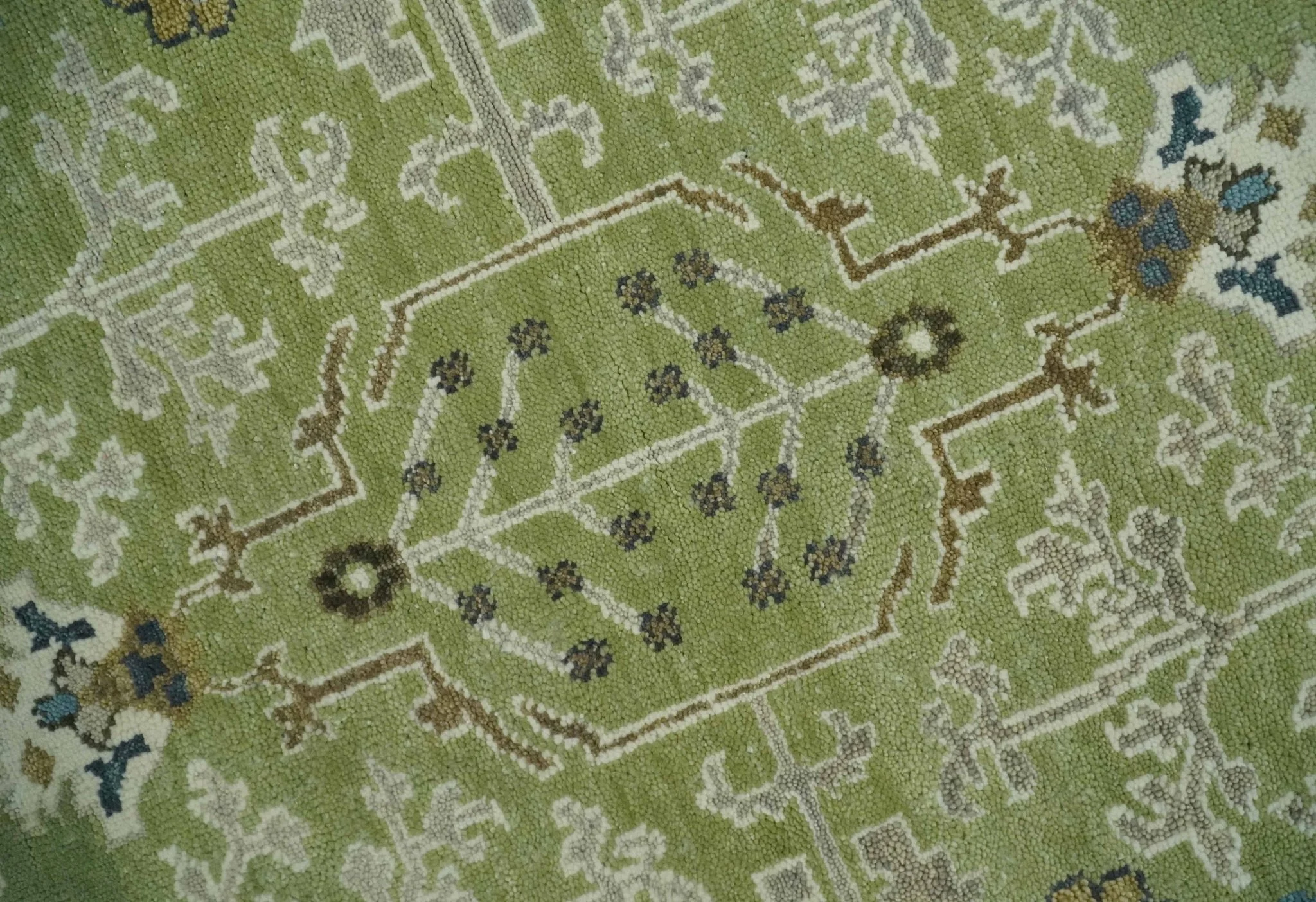 Hand Knotted 8x10 and 10x14 Light Green, Ivory and Silver Traditional Turkish Antique Style Wool Area Rug - Image 4