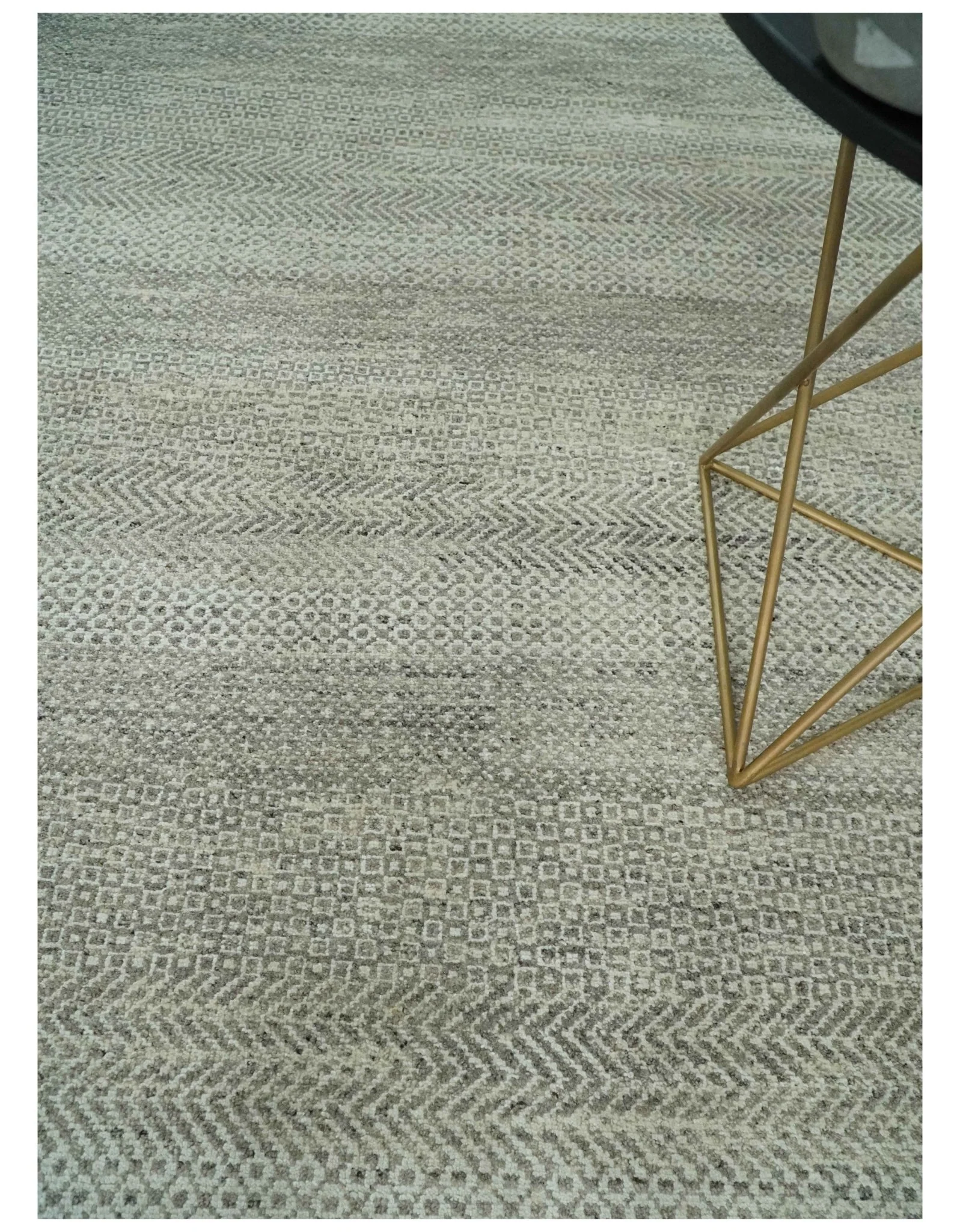 Hand Knotted Modern Geometric Trellis Scandinavian 8x10 Beige, and Ivory Wool Area Rug - Image 5