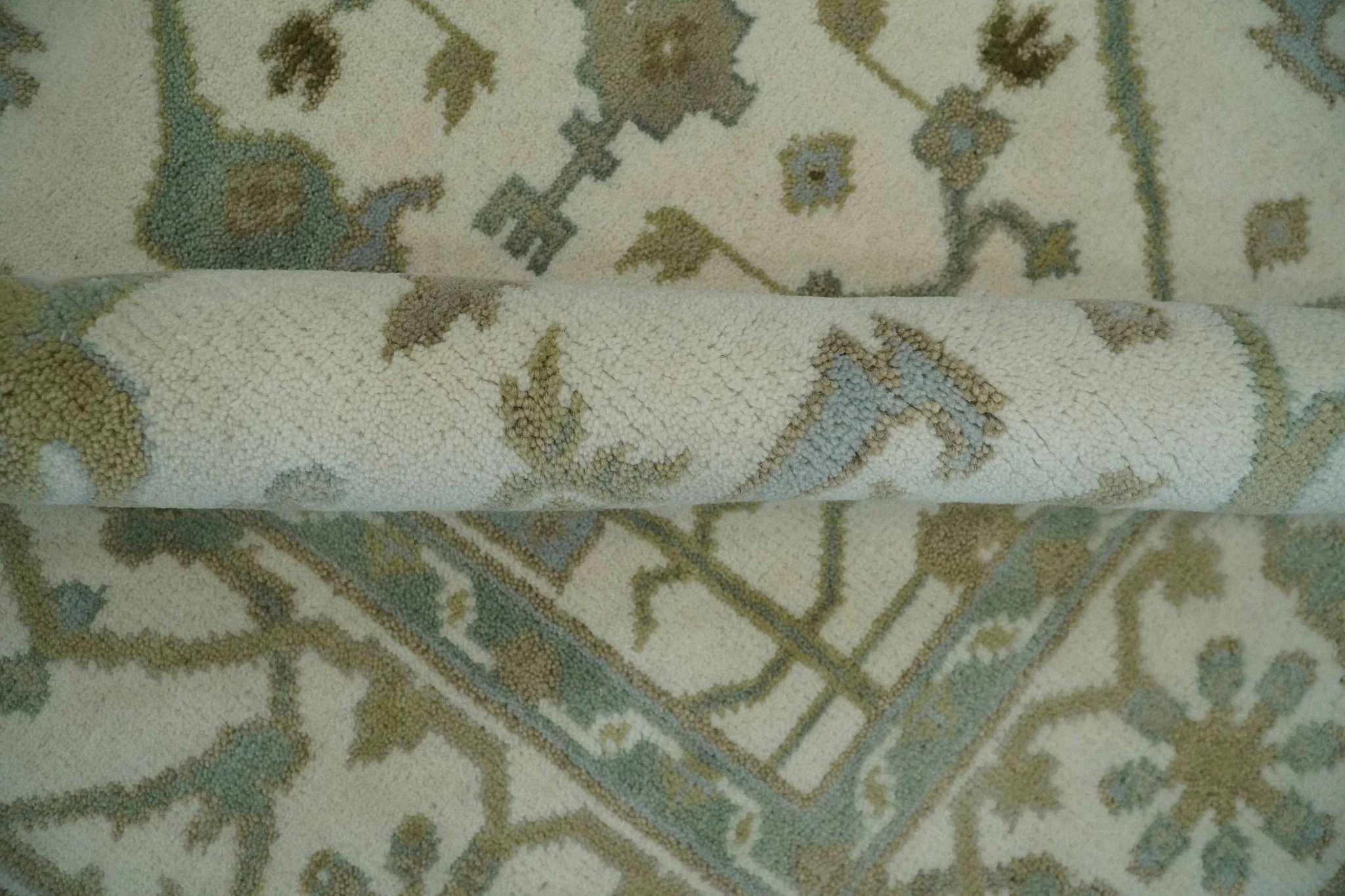 Hand Knotted Oriental Oushak Ivory and Teal Wool Area Rug - Image 5