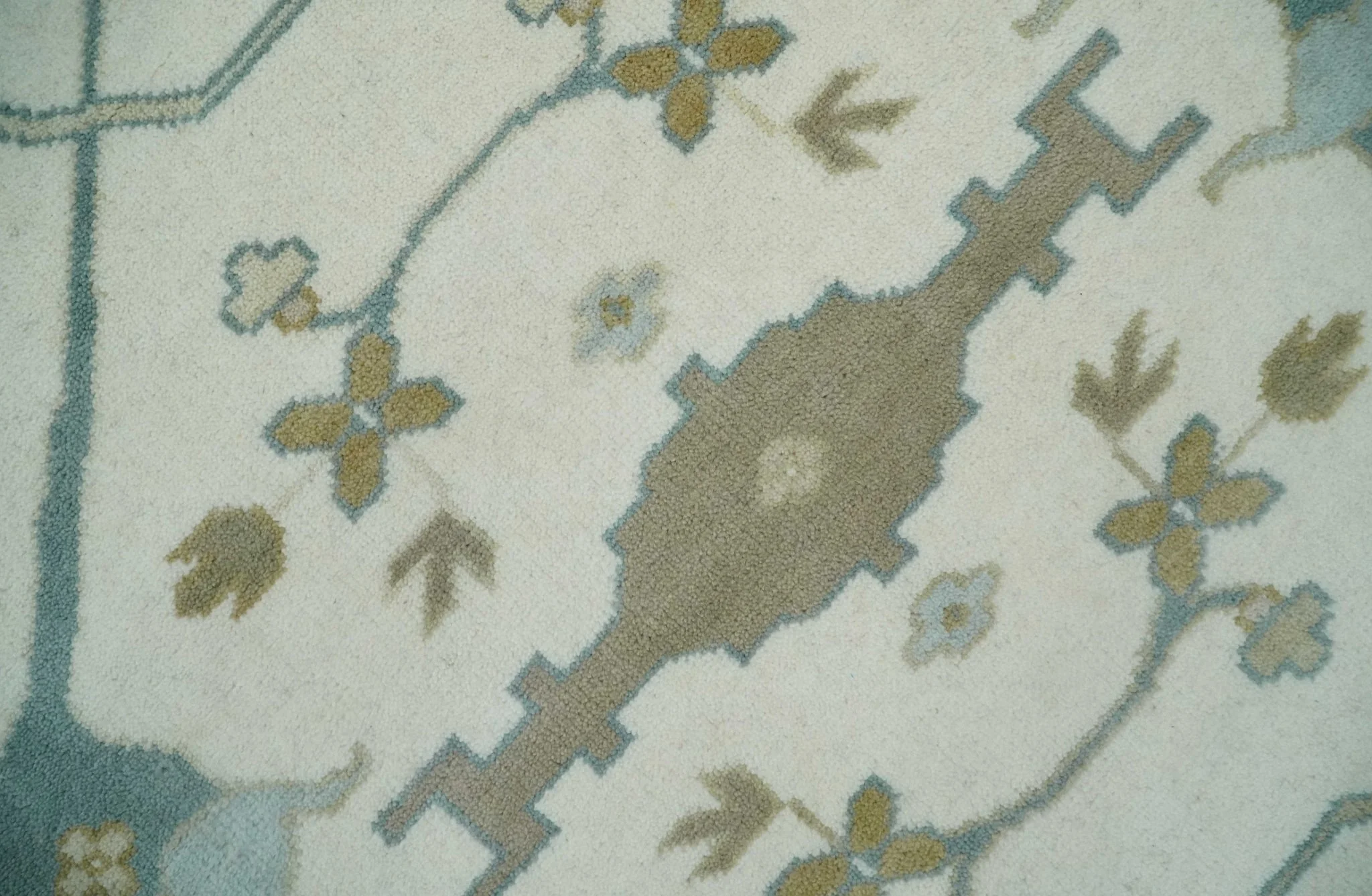 9x12 Hand Knotted Oriental Oushak Ivory, Teal and Beige Wool Area Rug - Image 4