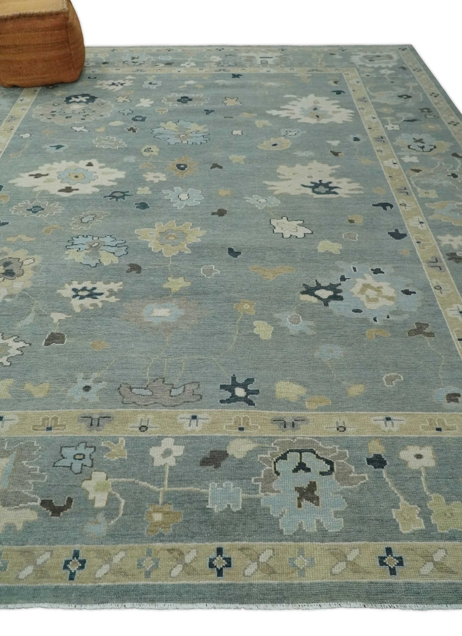 Antique Finish Multi Size Hand Knotted Oushak Silver and Beige Traditional Area Rug - Image 3