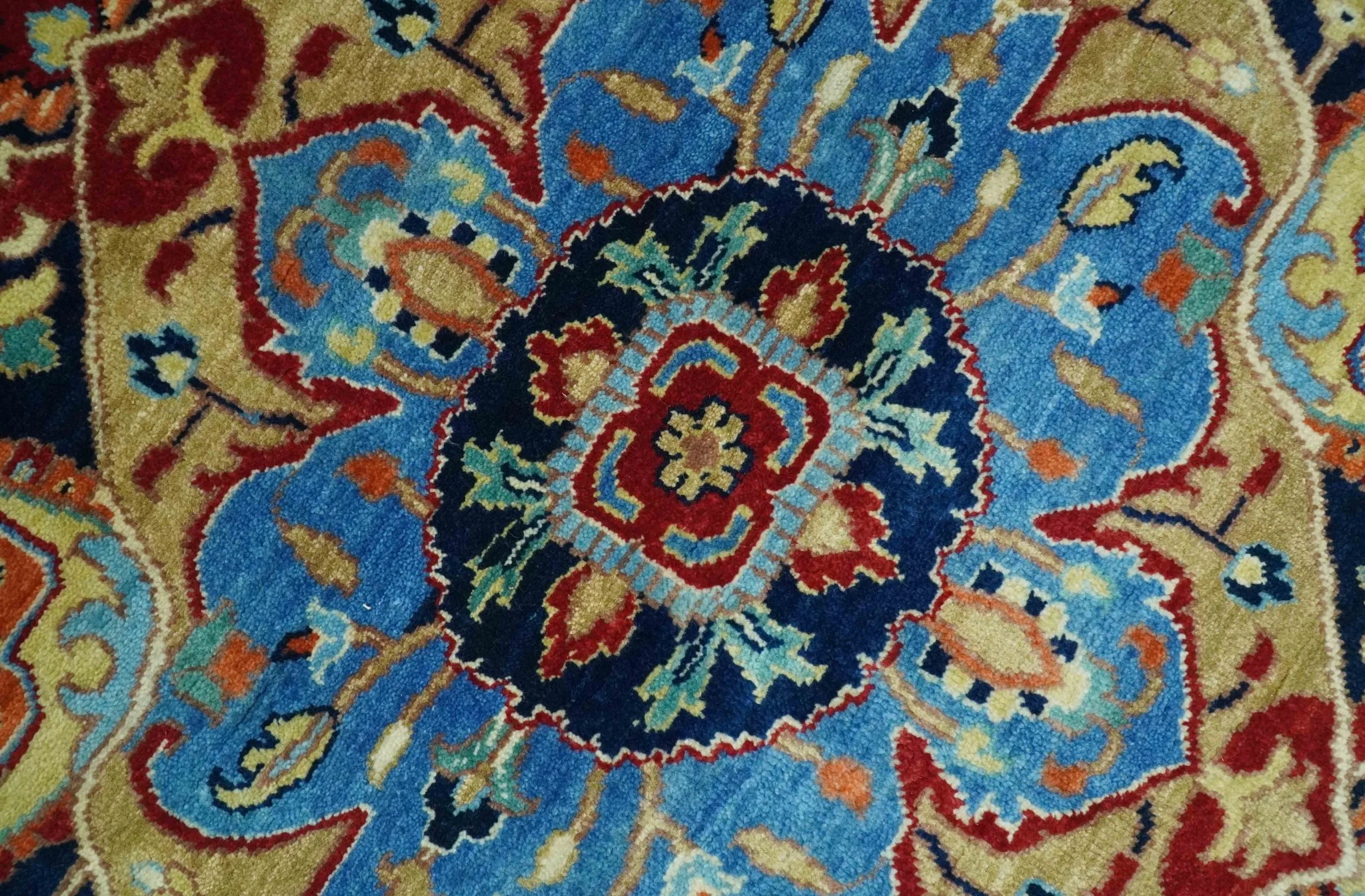 8x10 Fine Hand Knotted Rust and Blue Traditional Heriz Medallion wool area rug - Image 4