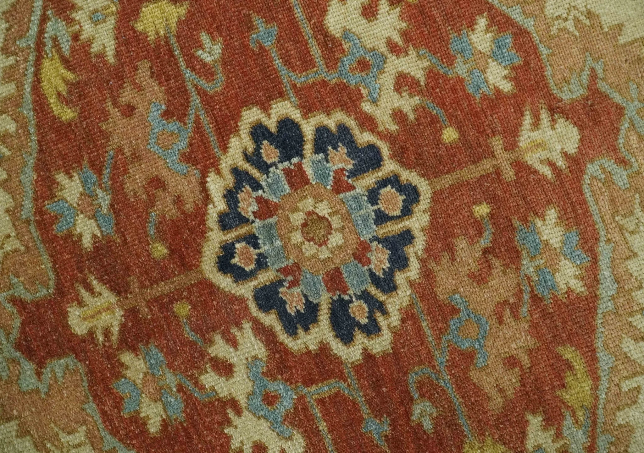 5.4x8 Hand Knotted Rust, Beige and Peach Traditional Turkish Knot Heriz wool area Rug - Image 4