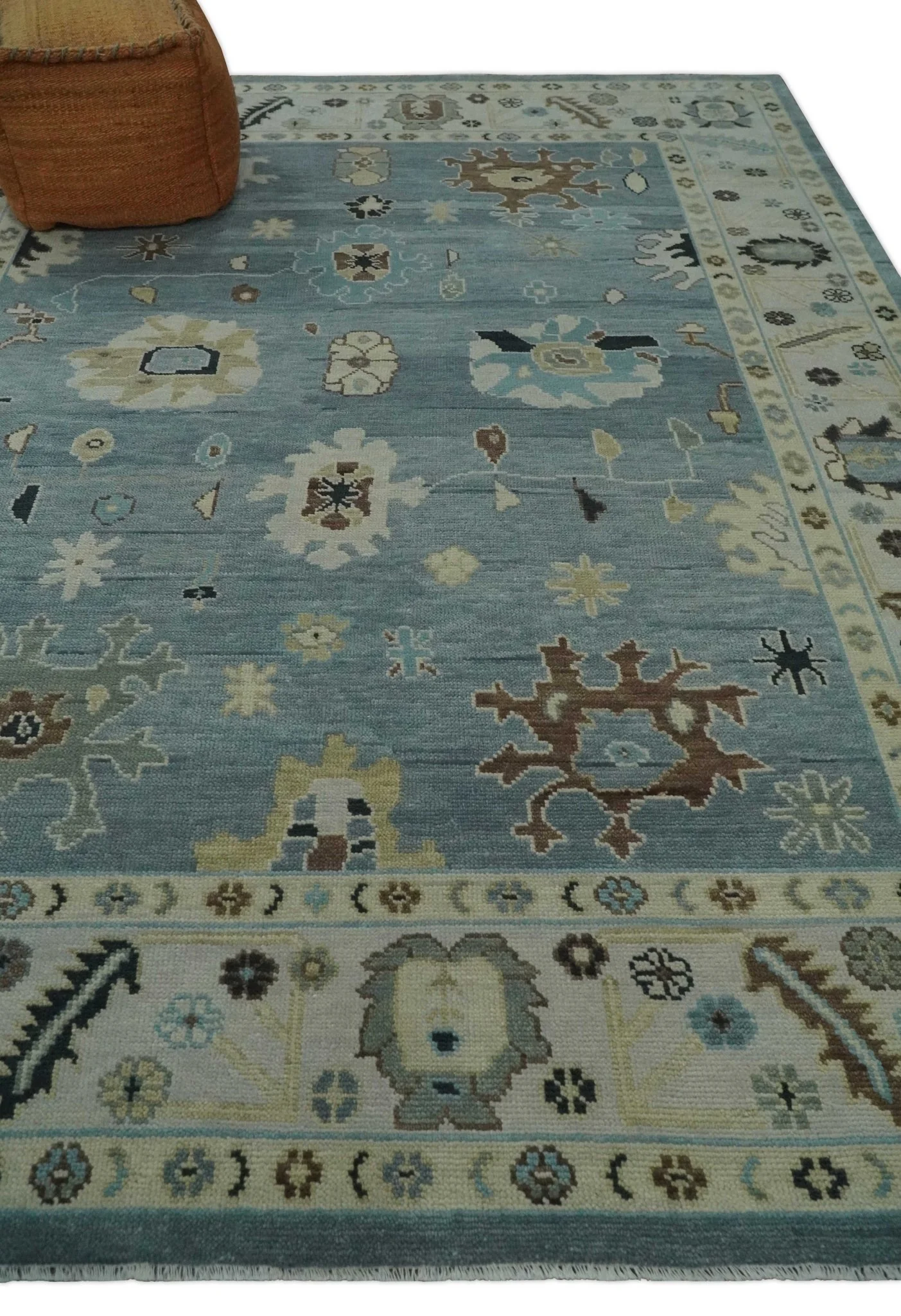 Hand Knotted Silver and Beige Traditional Oushak Vintage Wool Rug - Image 3