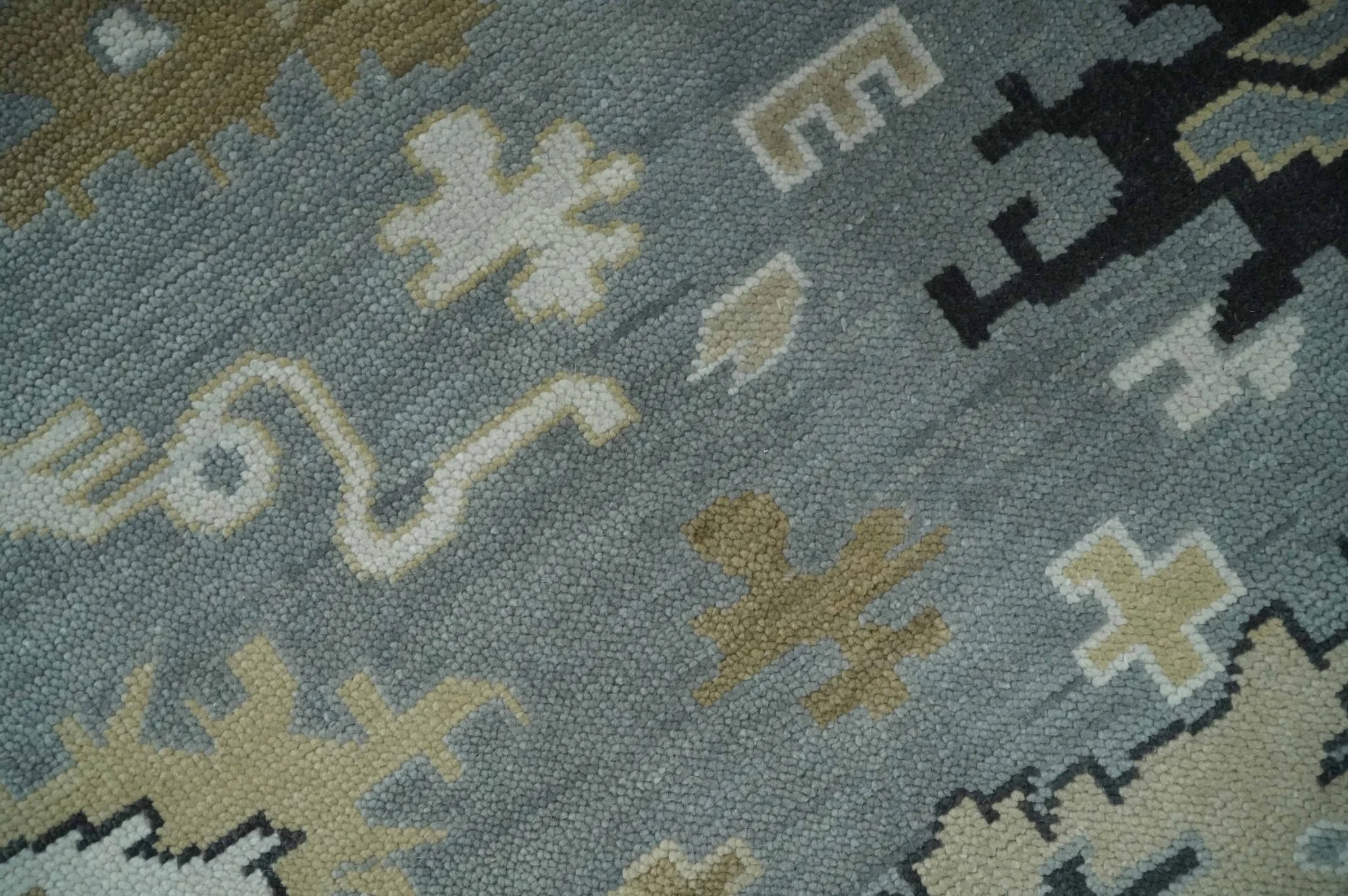 Custom Made Hand Knotted Silver and Beige Traditional Oushak Wool Area Rug - Image 4