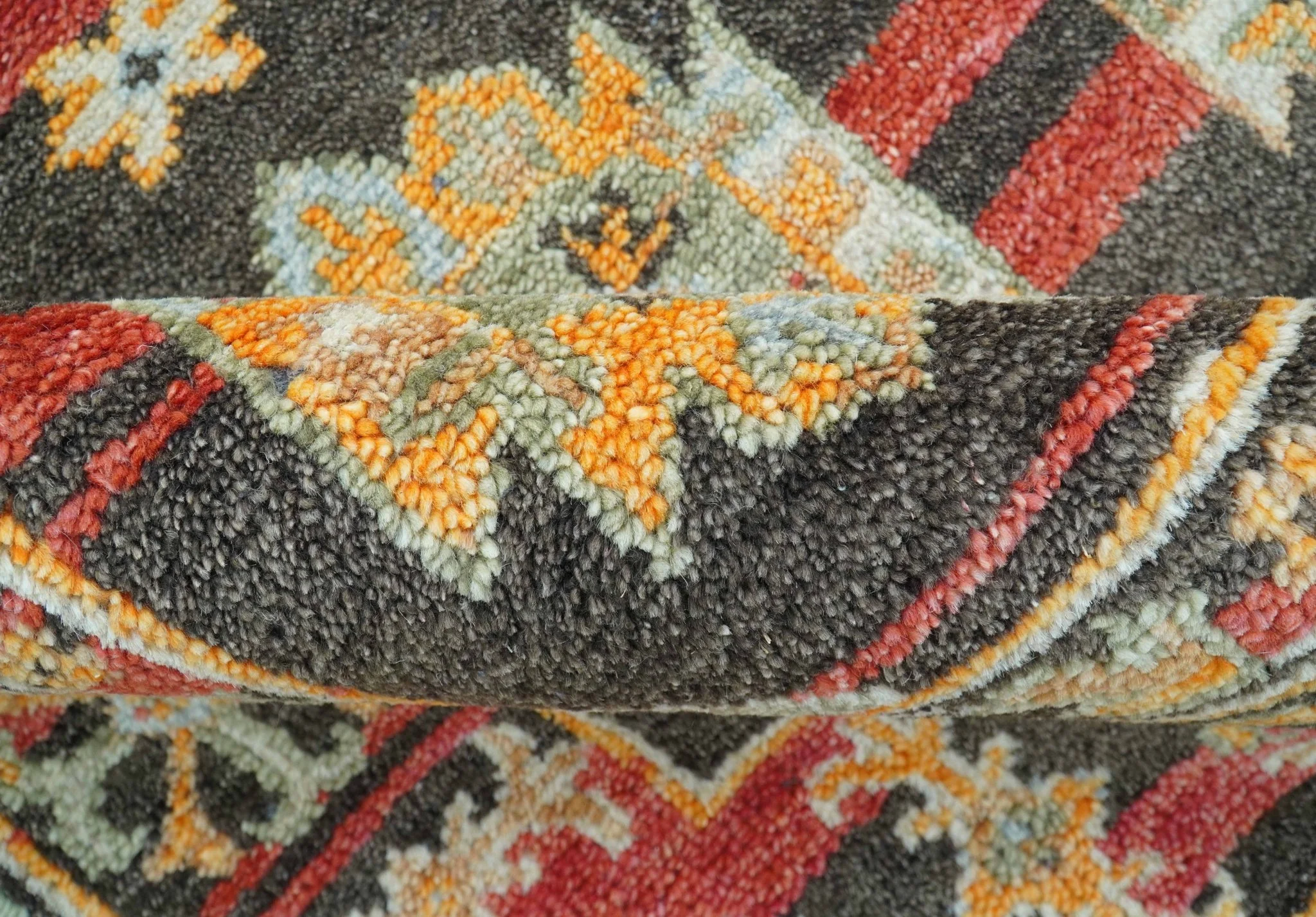 Rustic Hand knotted Traditional 8x10 Charcoal And Red Wool Rug - Image 7
