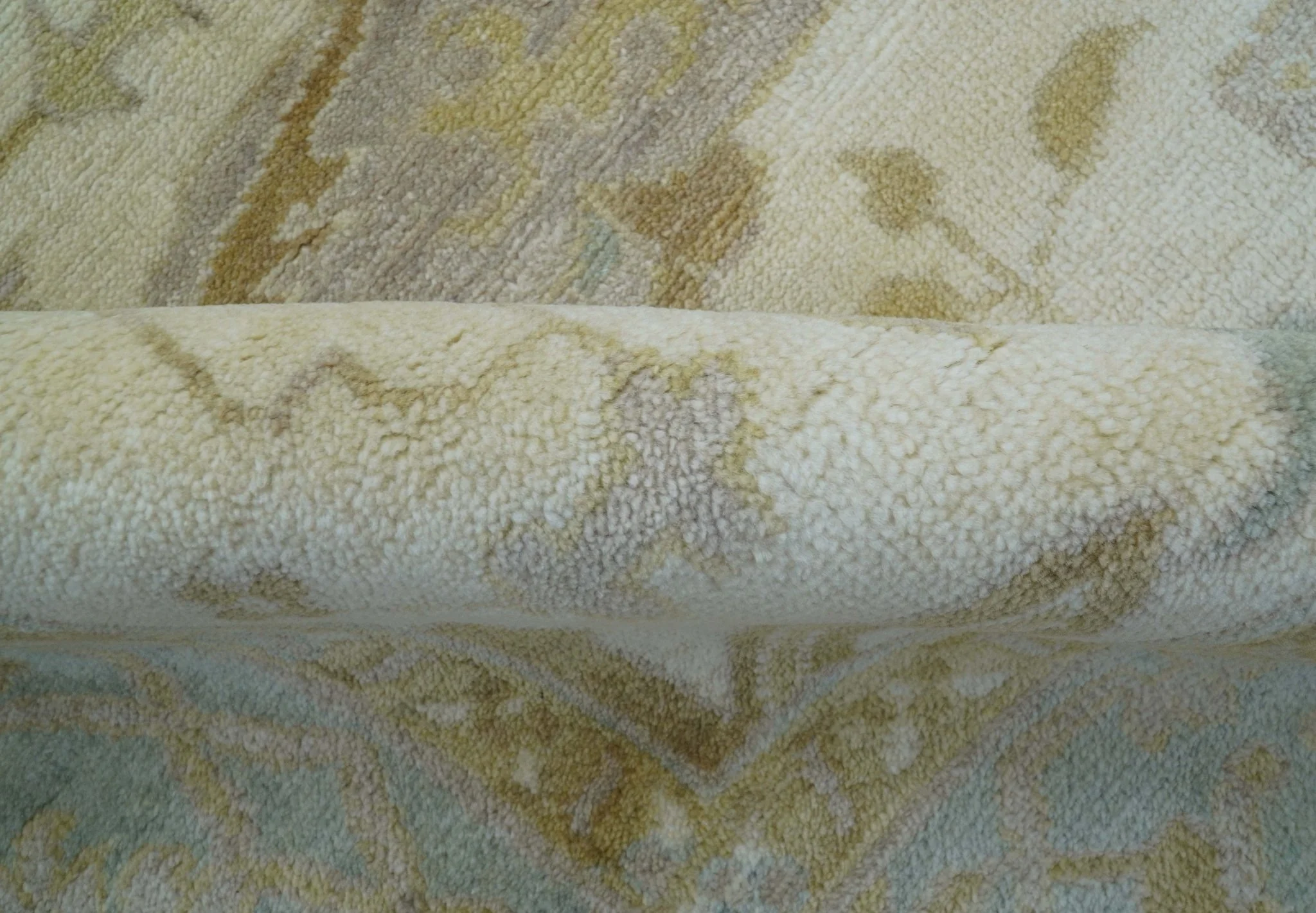 Hand Knotted Traditional Oushak Design Gray And Beige 8x10 Wool Rug - Image 8