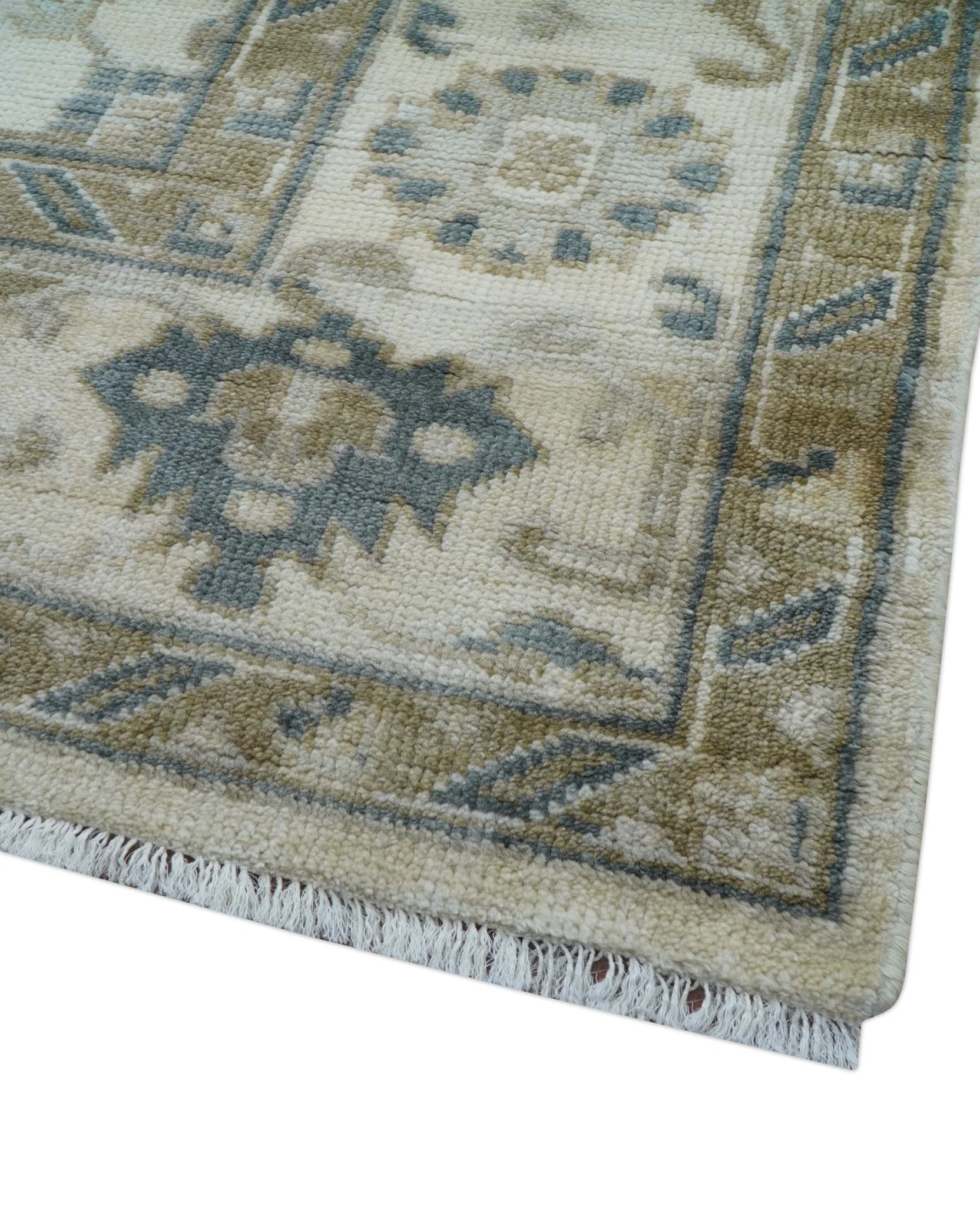 Hand Knotted Traditional Oushak Design Ivory And Gray 6x9 Wool Rug - Image 5