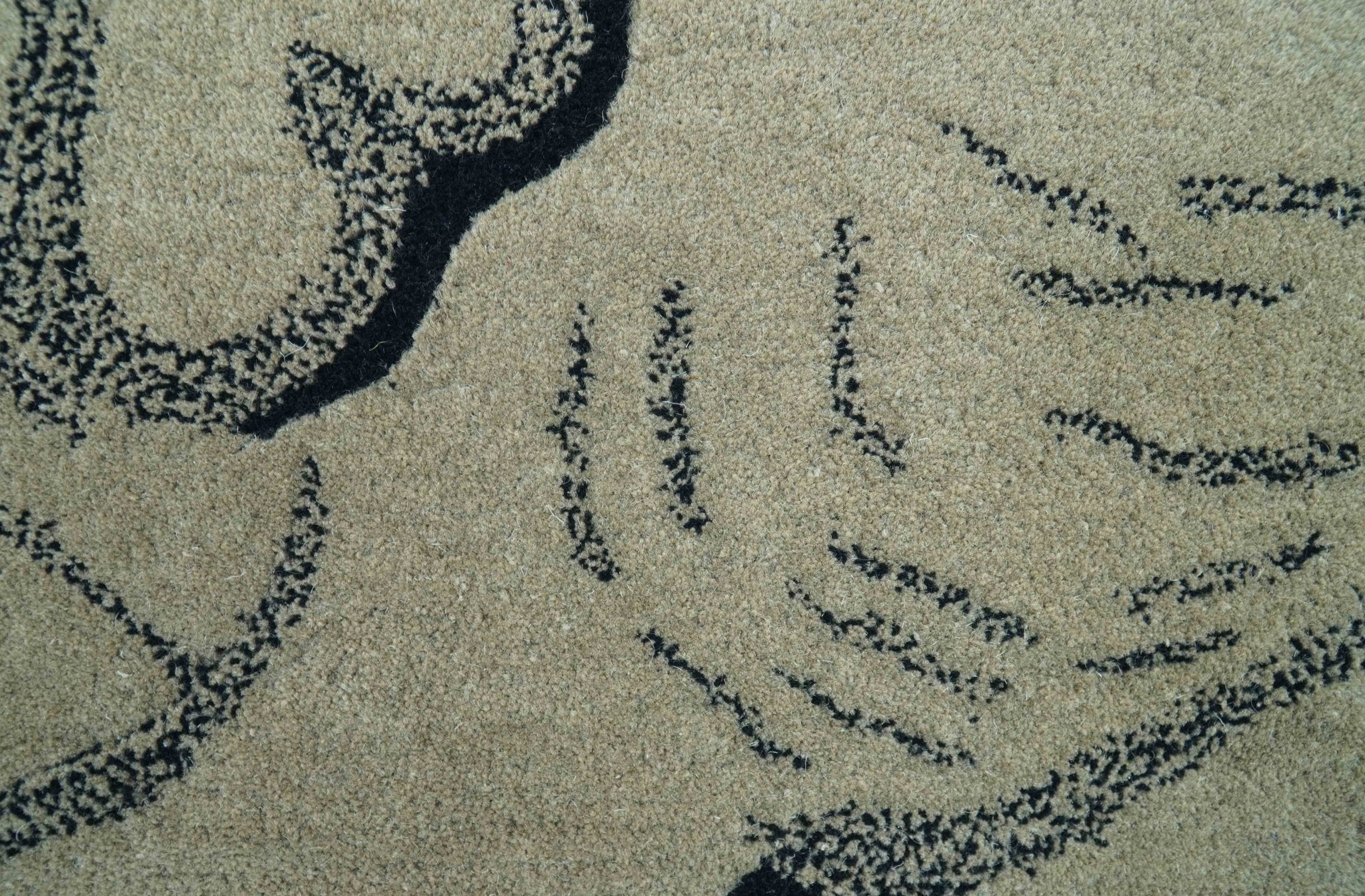 Hand Tufted 2x3 Animal Beige Elephant Wool Area Rug - Image 3