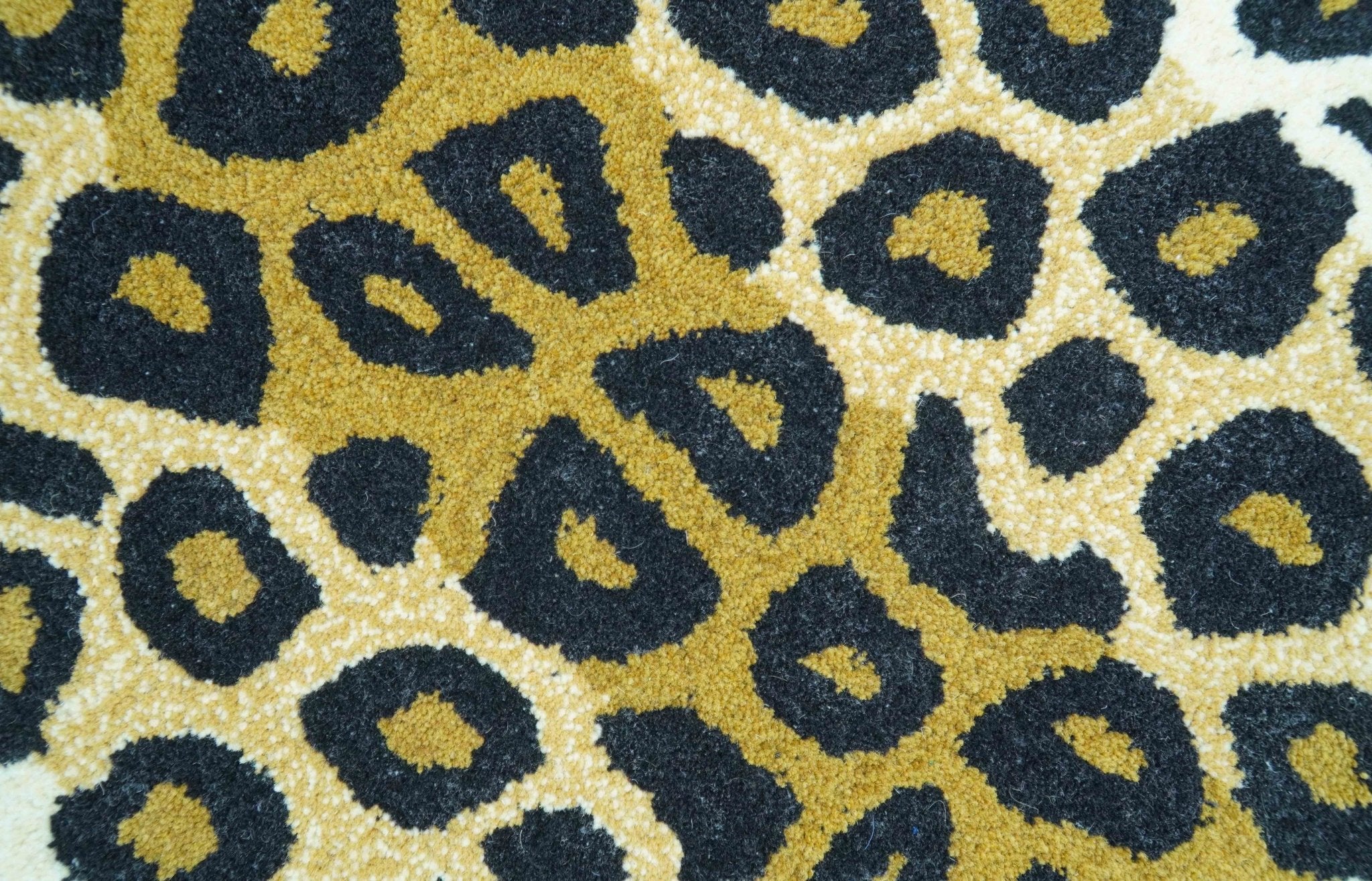 Hand Tufted Animal Leopard Gold And Black 3x5 Wool Area Rug - Image 3