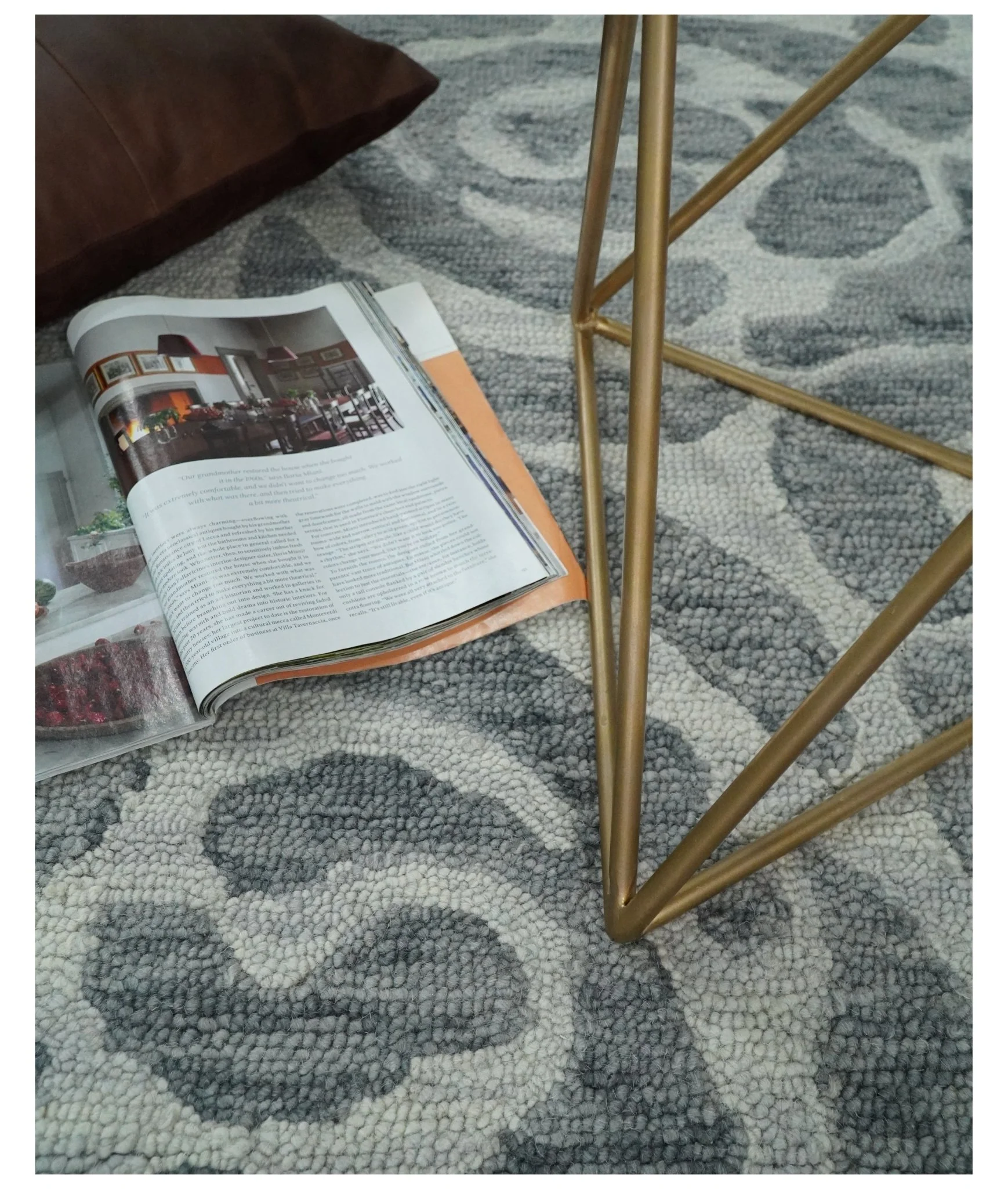 Hand Tufted Contemporary Gray and Silver Wool Area Rug - Image 6