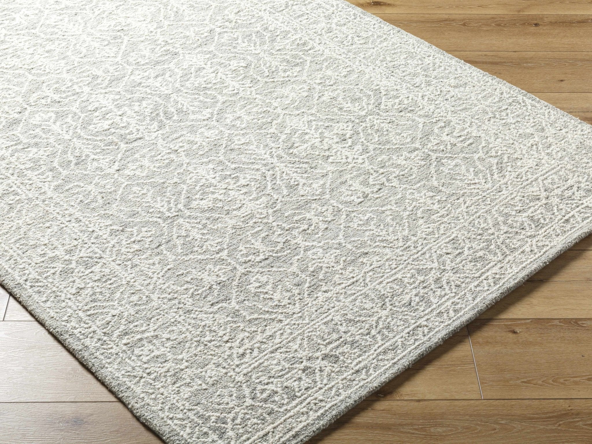 Hand Tufted Gray And Off White Traditional Wool Area Rug - Image 2