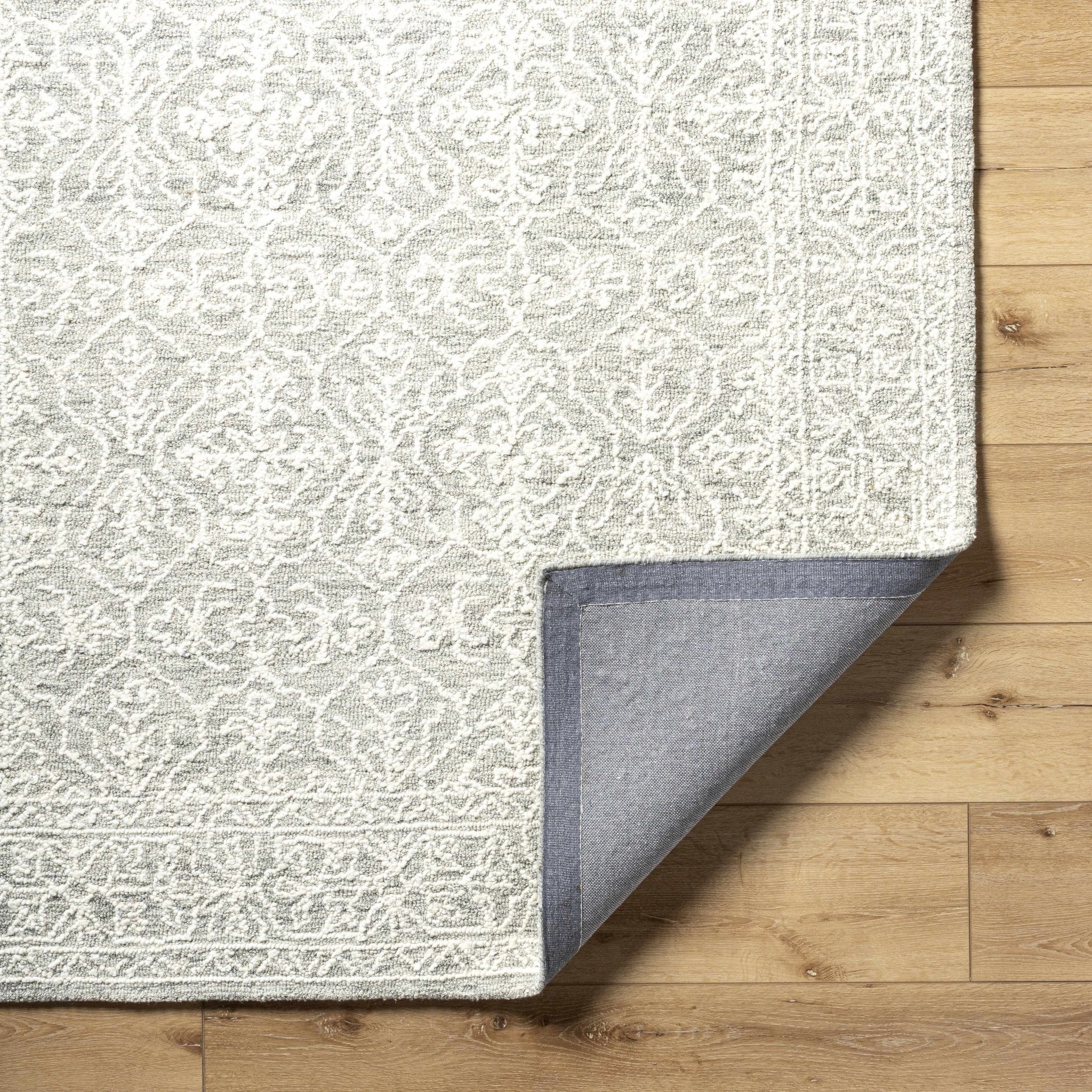 Hand Tufted Gray And Off White Traditional Wool Area Rug - Image 4