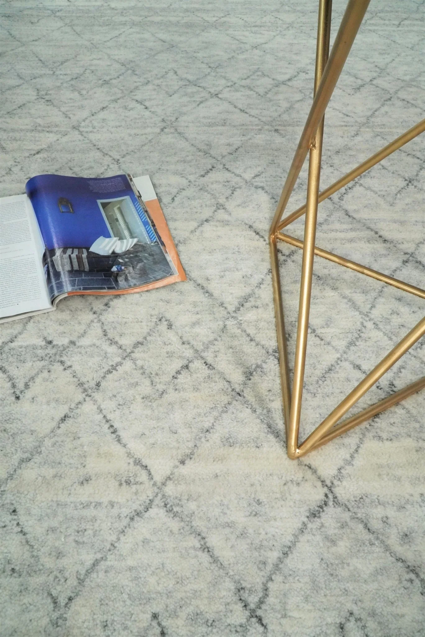 Hand Woven Silver and Gray 8x10 Trellis Moroccan Rug Made with Fine Wool | TRDCP79810 - Image 6