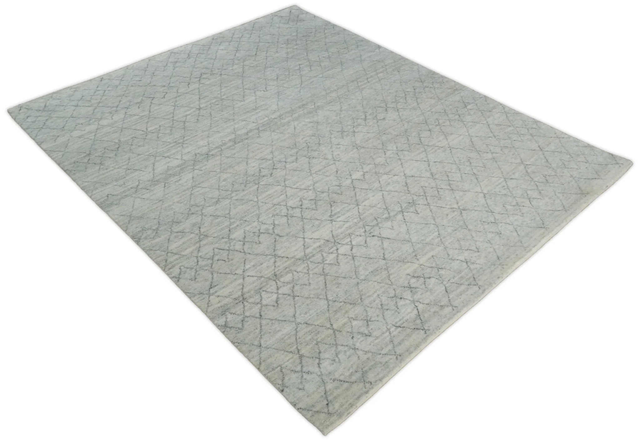 Hand Woven Silver and Gray 8x10 Trellis Moroccan Rug Made with Fine Wool | TRDCP79810 - Image 7