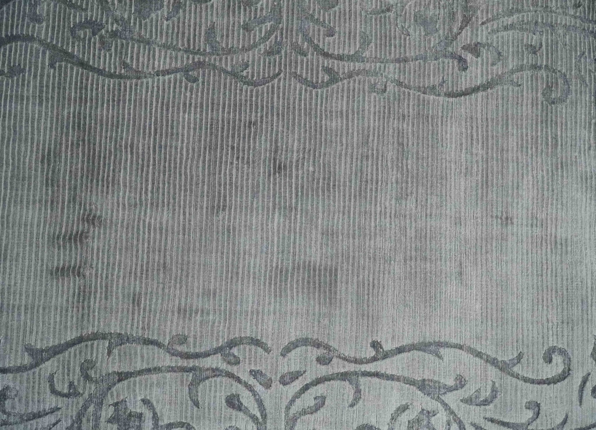 3x5 Hand Woven and Carved Silver and Gray Floral Art Silk Rug | KNT10 - Image 9