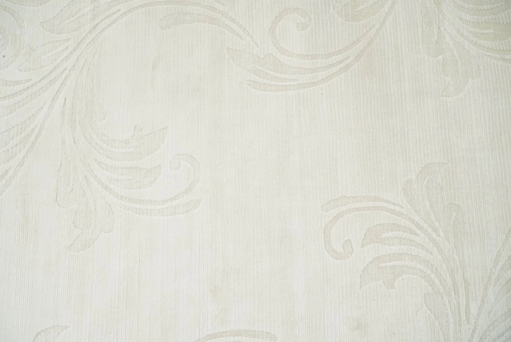 4x6 Hand Woven and Carved Silver and Ivory Floral Art Silk Rug | KNT5 - Image 2