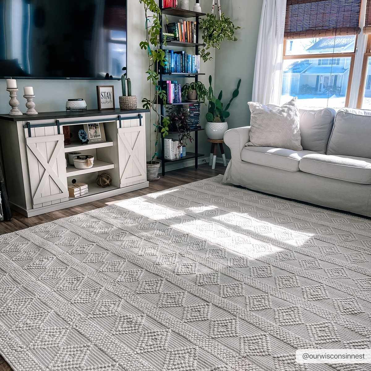 Bohemian Hand Woven Beige Geometrical Textured Wool Area Rug - Image 2