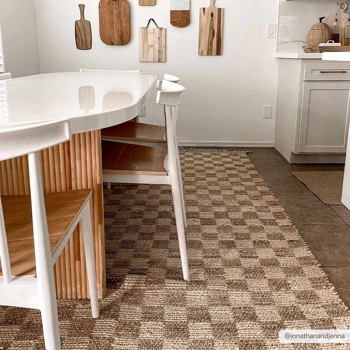 Hand Woven Modern Geometrical Ivory and Brown Checkered Jute Area Rug - Image 6