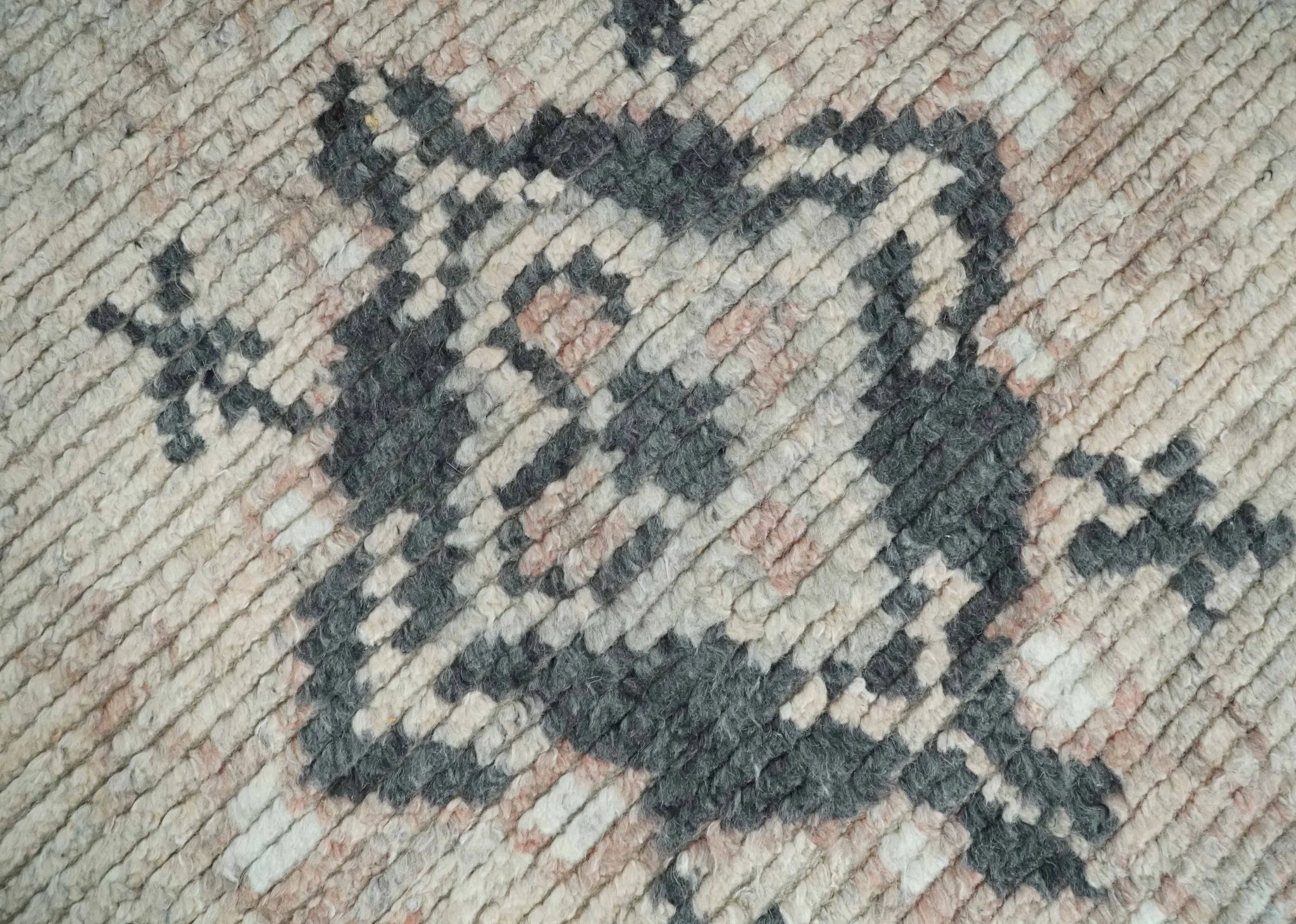 Hand Woven Peach, Beige and Charcoal Rug Made with Blended Wool Multi Size Rug - Image 4