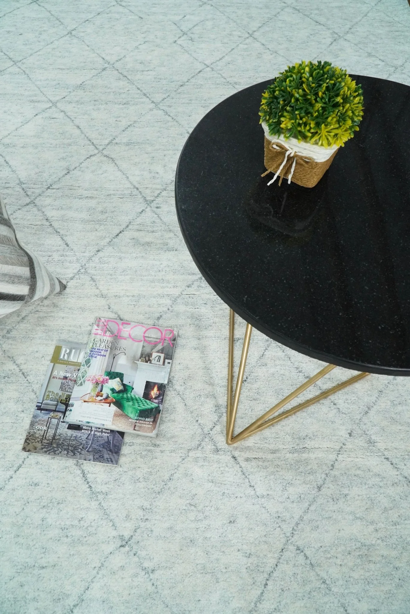 Hand Woven Silver and Gray 8x10 Trellis Moroccan Rug Made with Fine Wool | TRDCP105810 - Image 6