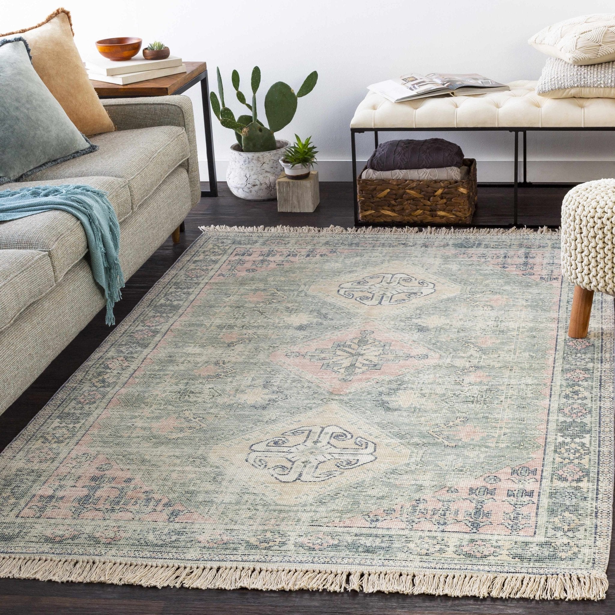 Hand Woven Traditional Heriz Green and Peach area rug - Image 5