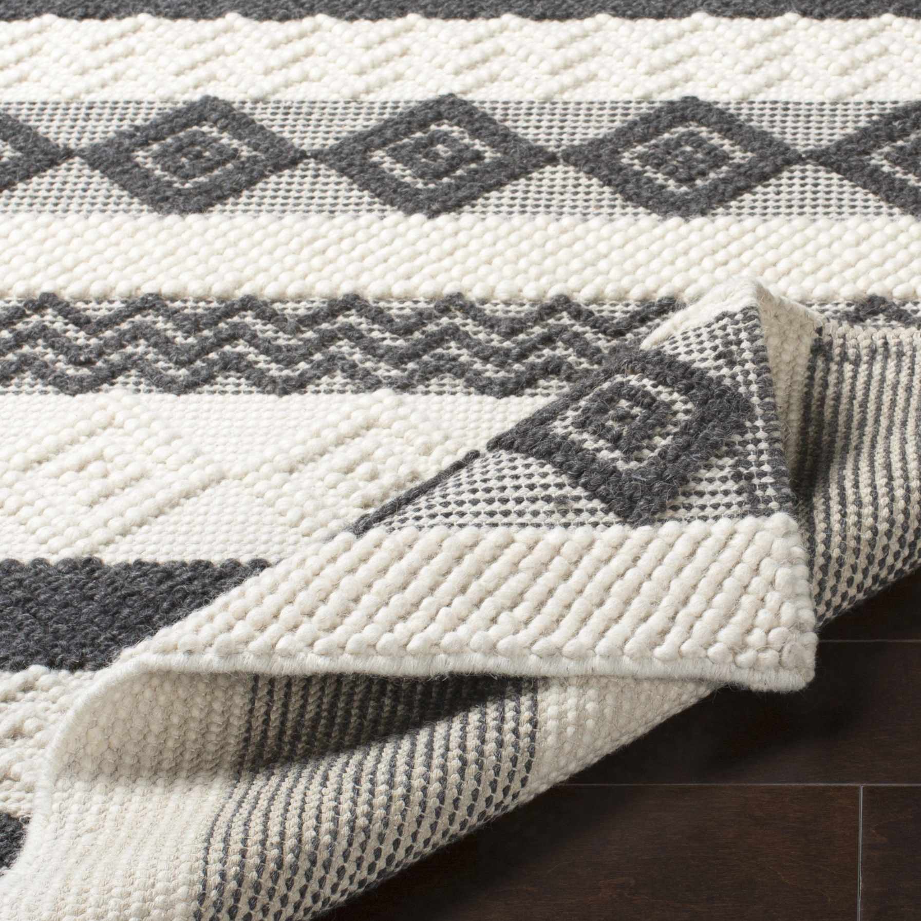 Hand Woven Tribal look Ivory and Charcoal Geometrical Tasseled wool Area Rug - Image 10