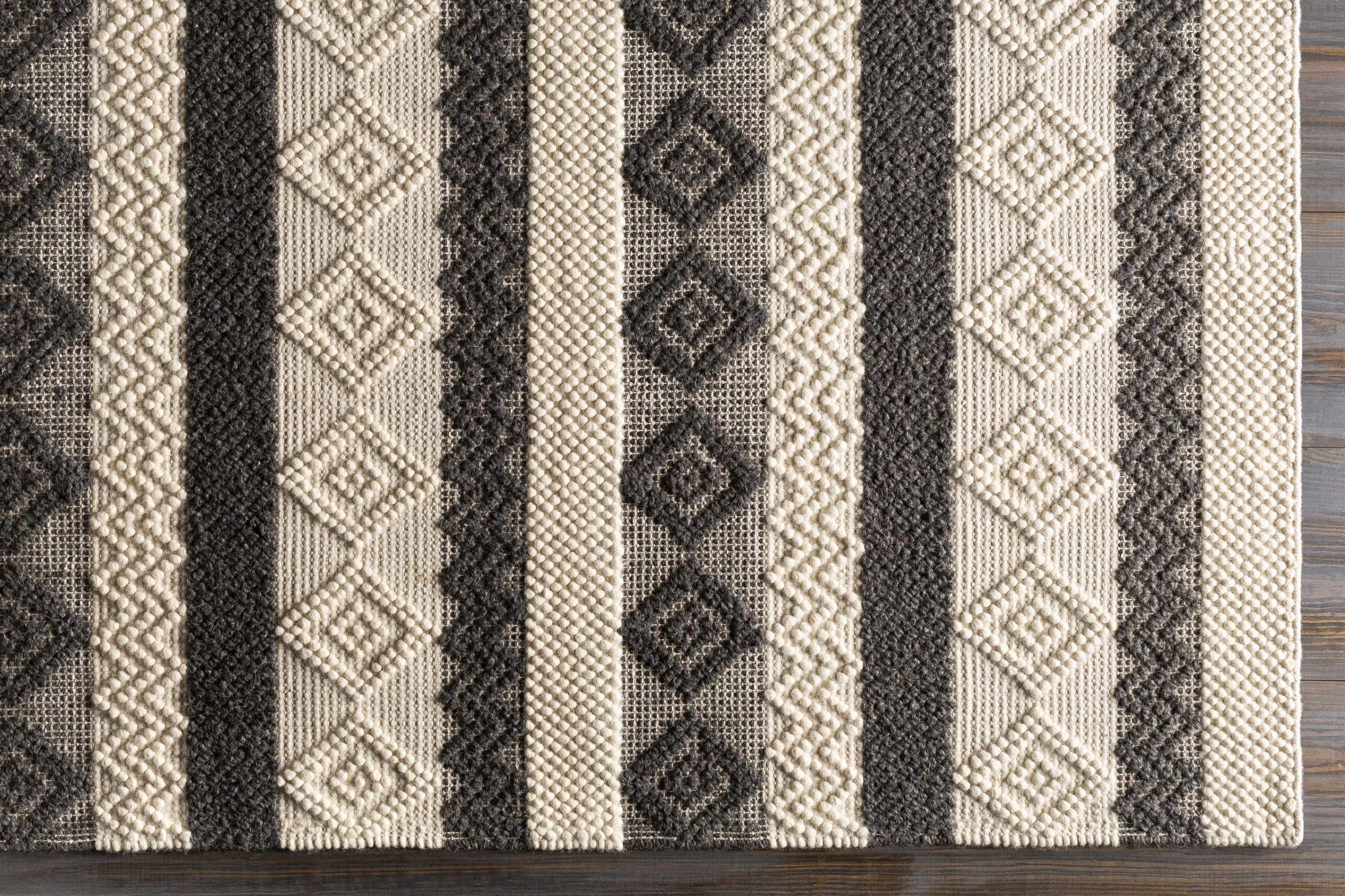 Hand Woven Tribal look Ivory and Charcoal Geometrical Tasseled wool Area Rug - Image 5