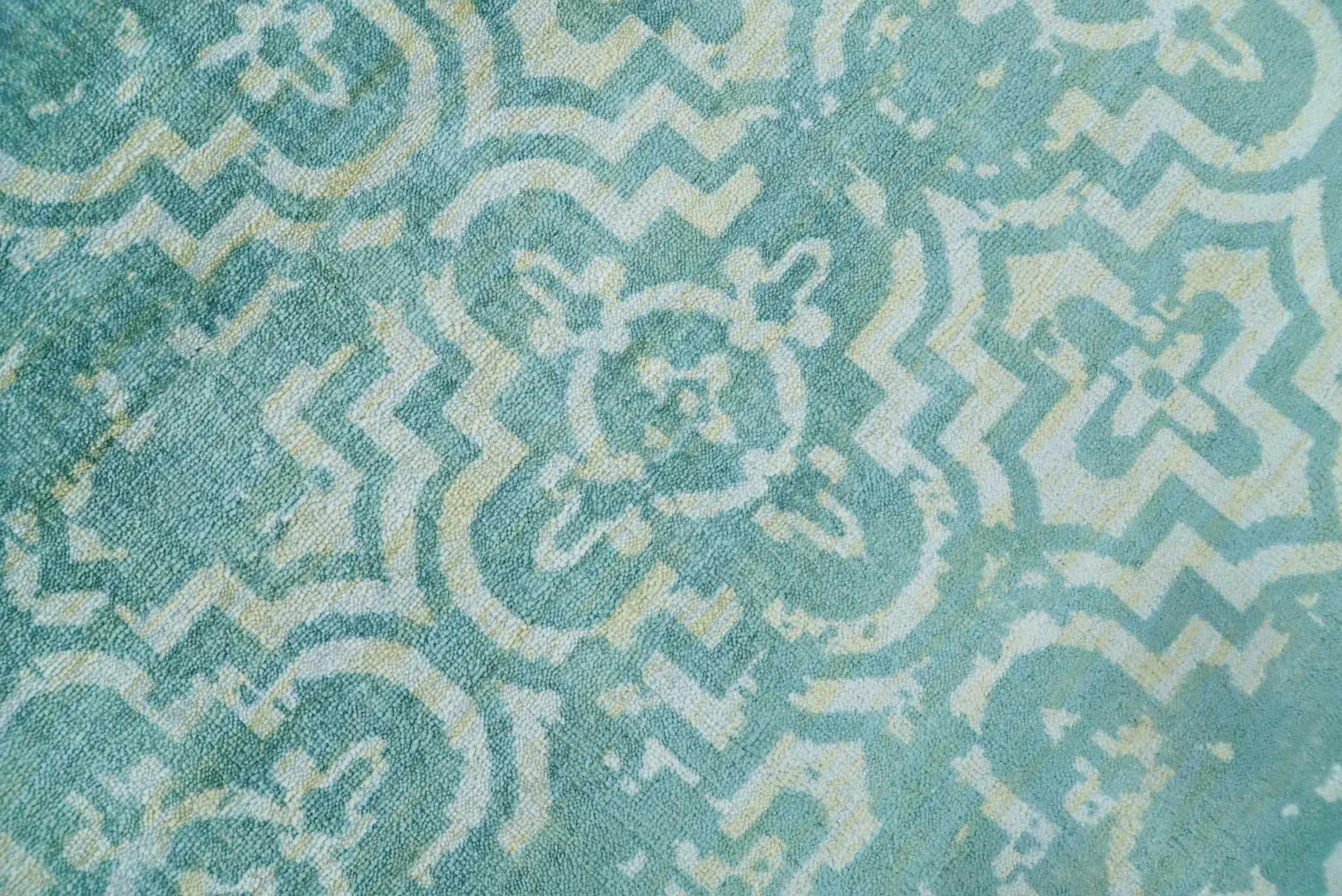 Handmade 5.7x7.11 Modern Blue Turquois Geometric Wool Blend Area Rug - Image 4