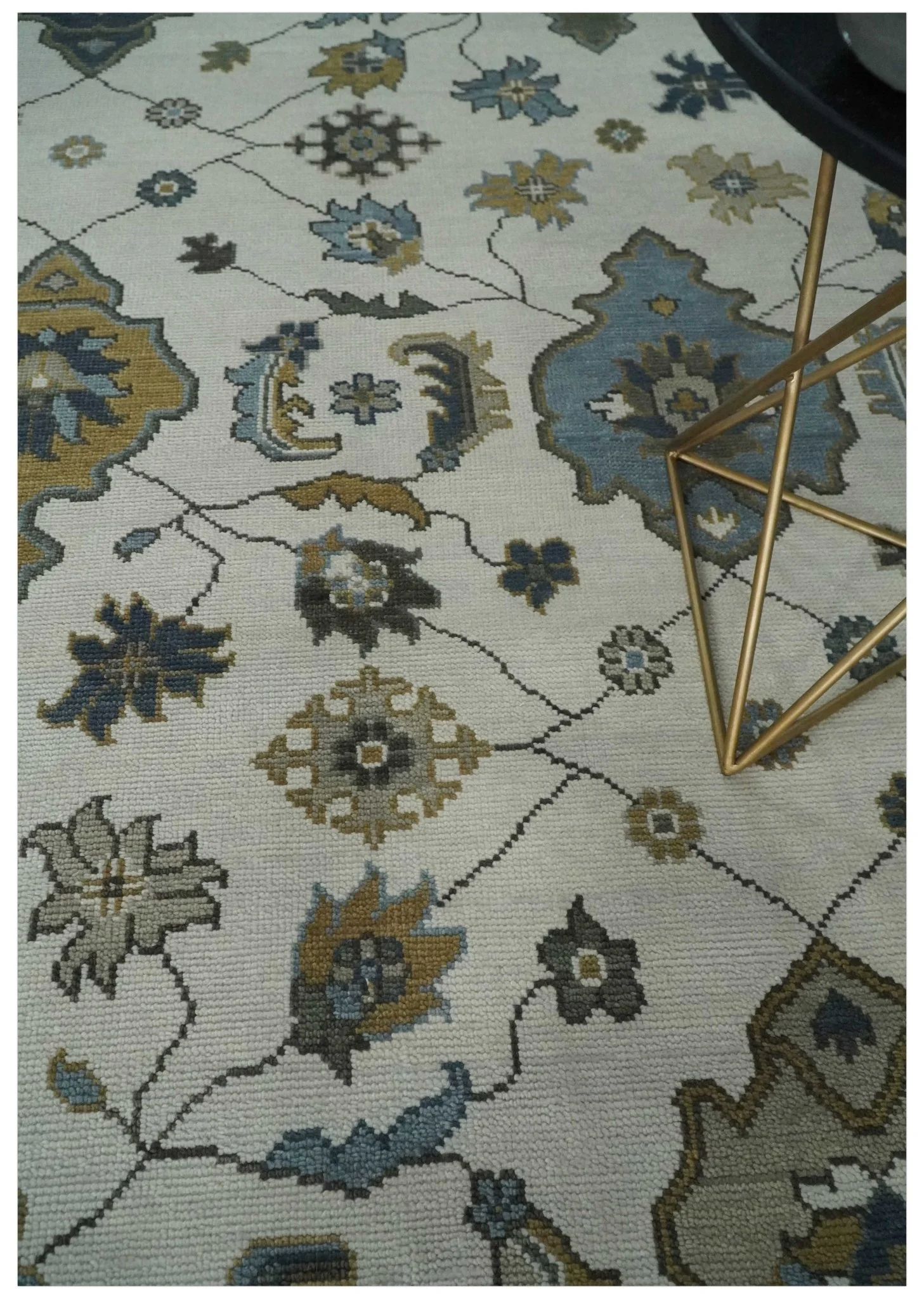 Traditional Ivory and Beige Hand Knotted Oriental Oushak Wool Area Rug - Image 2