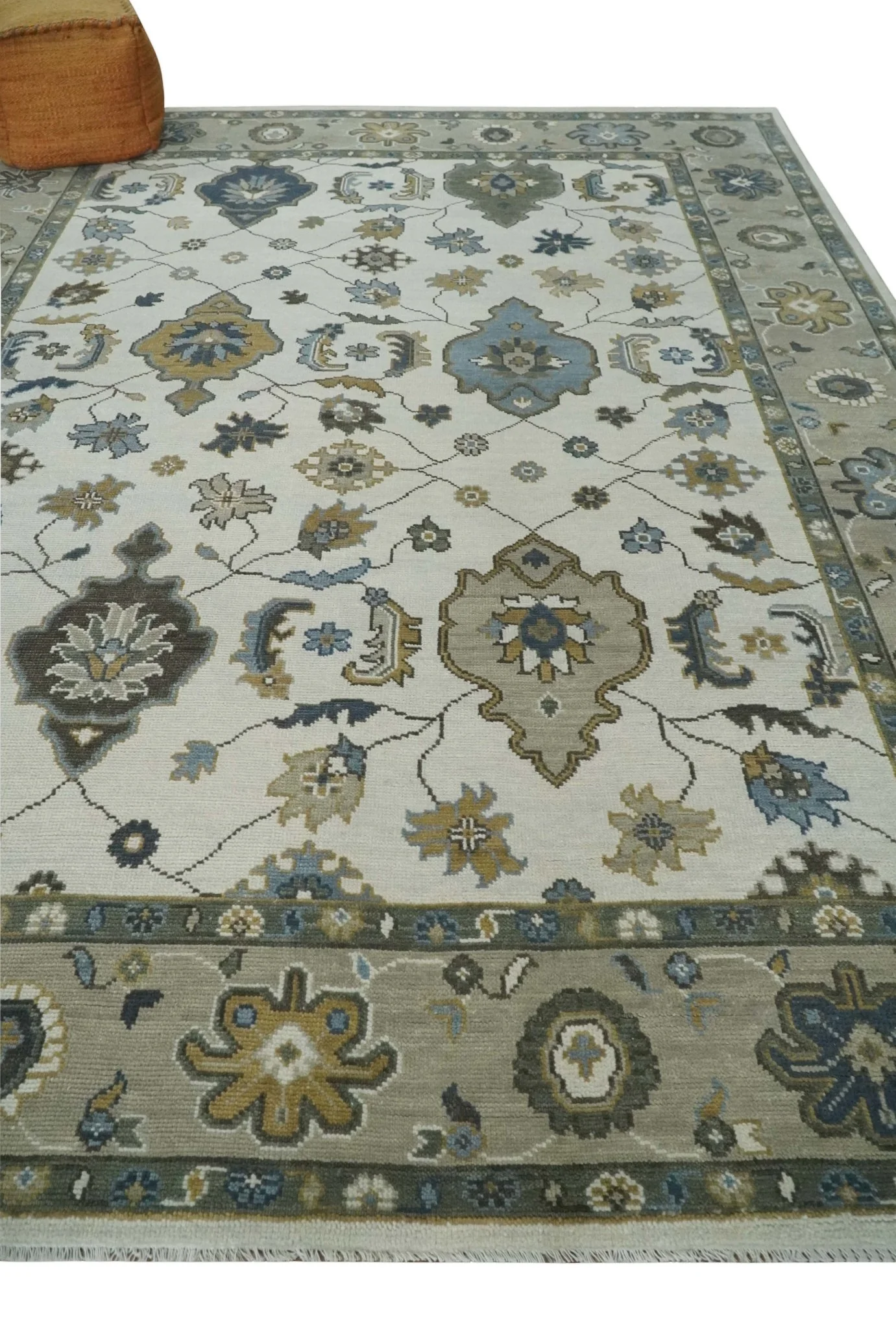 Traditional Ivory and Beige Hand Knotted Oriental Oushak Wool Area Rug - Image 3