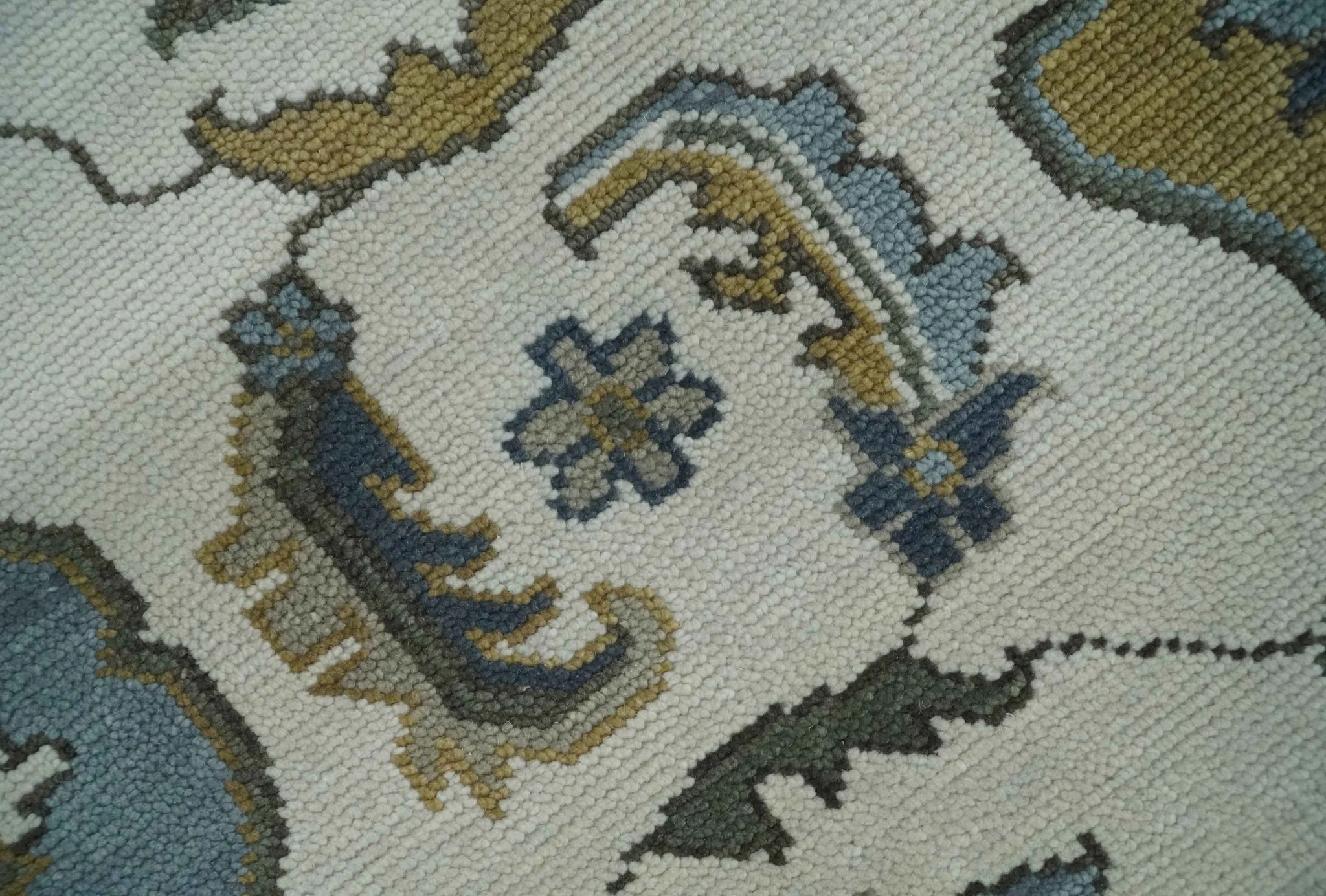 Traditional Ivory and Beige Hand Knotted Oriental Oushak Wool Area Rug - Image 4