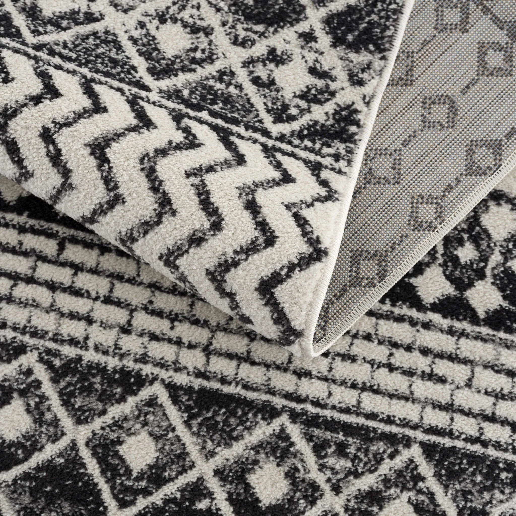 Tribal look Ivory and Charcoal Traditional Geometrical Design Rug - Image 11