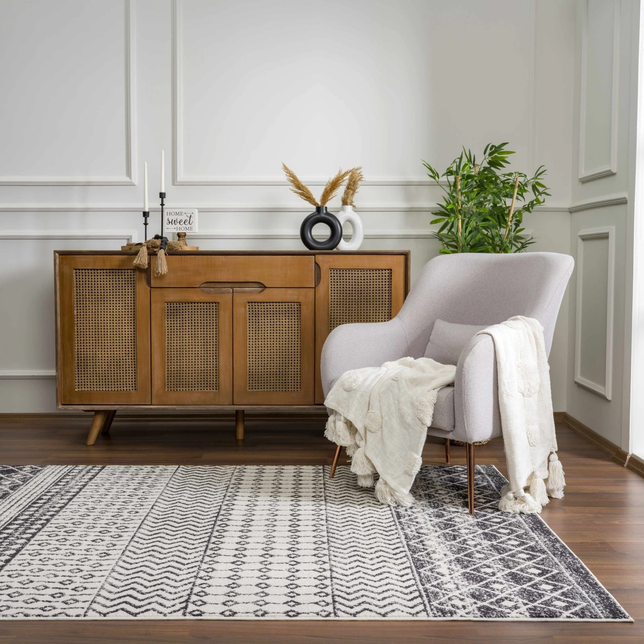 Tribal look Ivory and Charcoal Traditional Geometrical Design Rug - Image 20