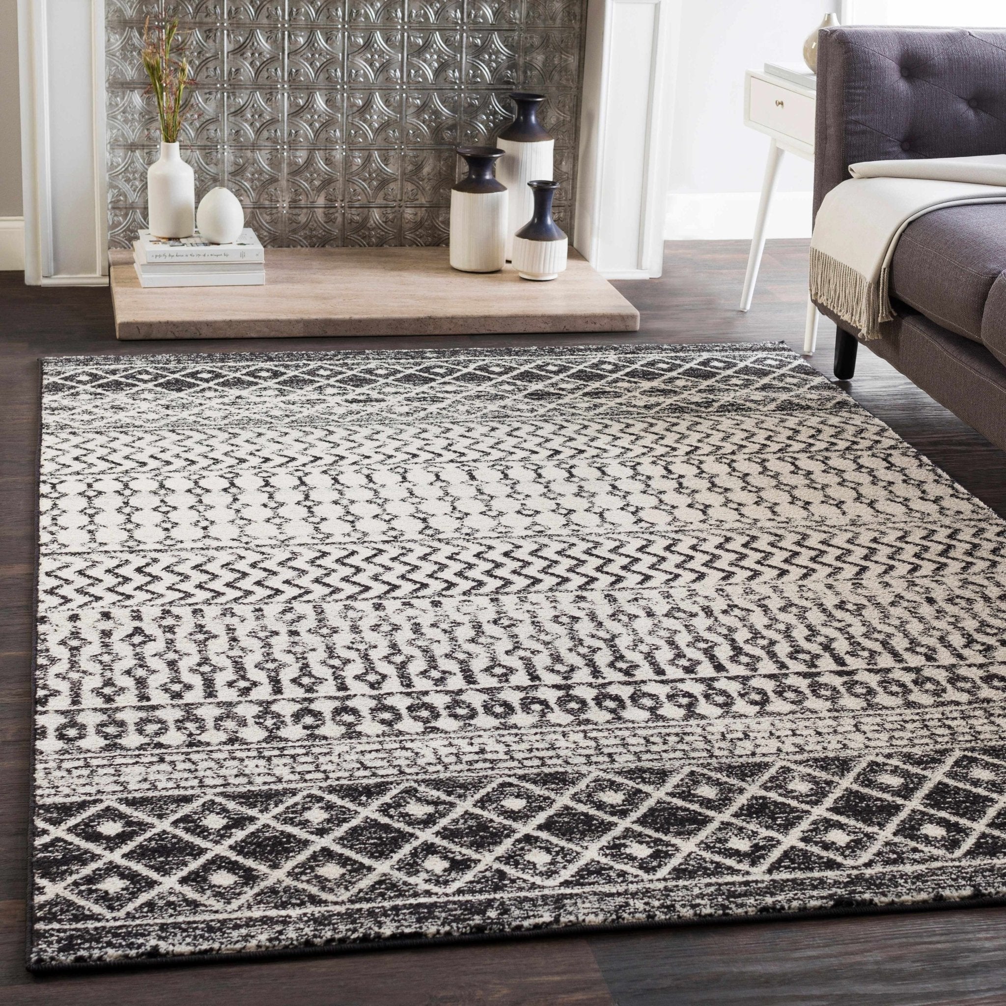 Tribal look Ivory and Charcoal Traditional Geometrical Design Rug - Image 23