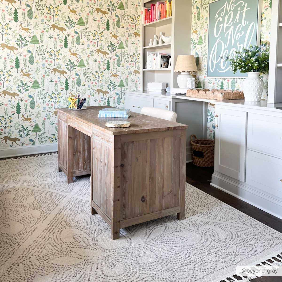 Contemporary Ivory and Charcoal Large Design Area Rug - Image 2