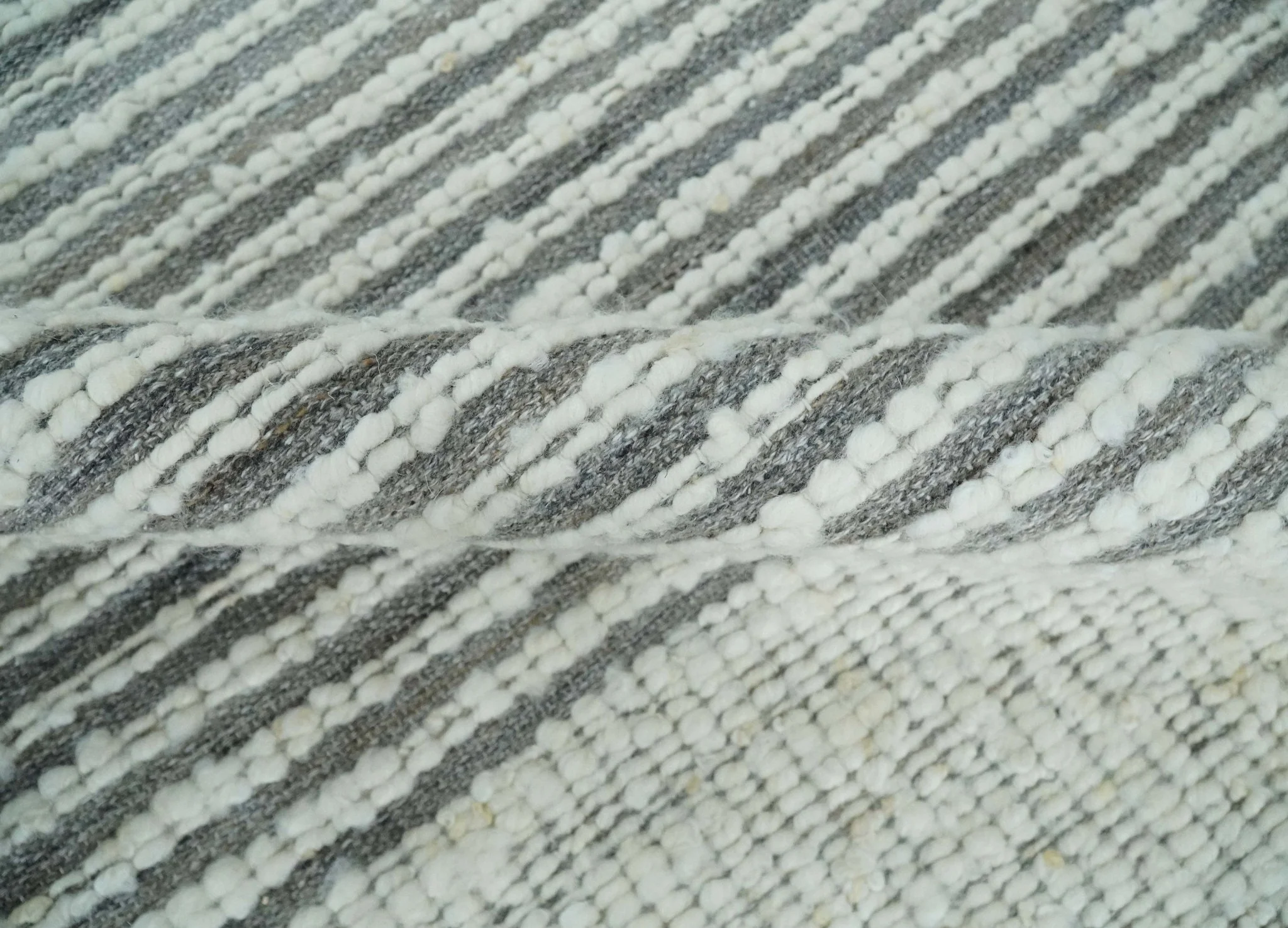 Ivory and Charcoal Traditional Stripes Hand Knotted 8x10 Wool Area Rug - Image 7