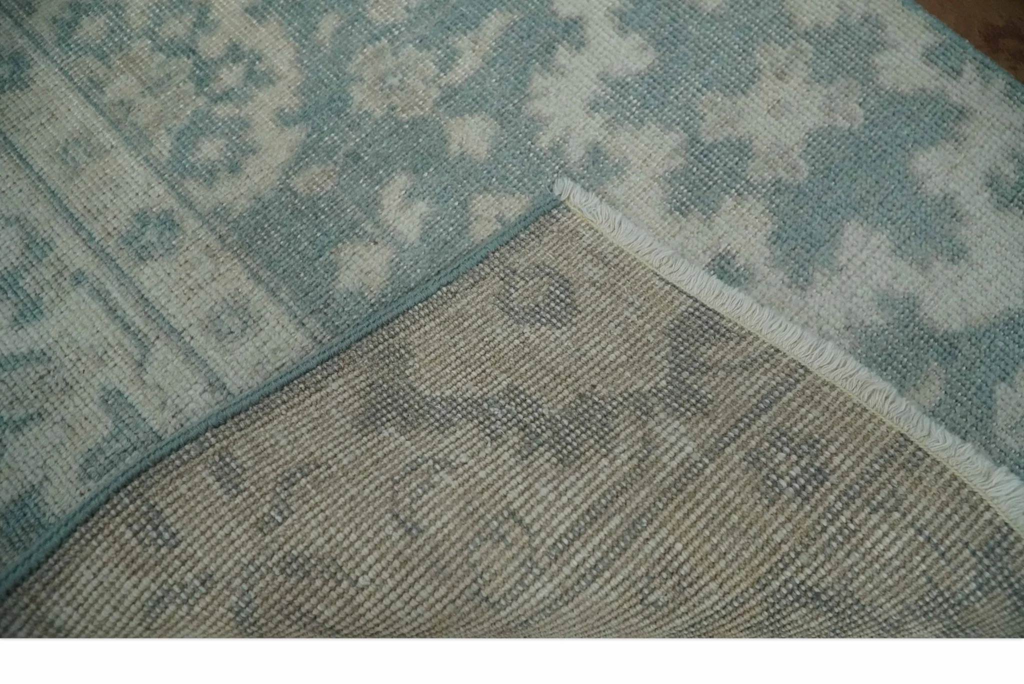 Antique Style Ivory and Gray Hand Knotted Traditional Oushak 2x4 wool Bedside Rug - Image 4