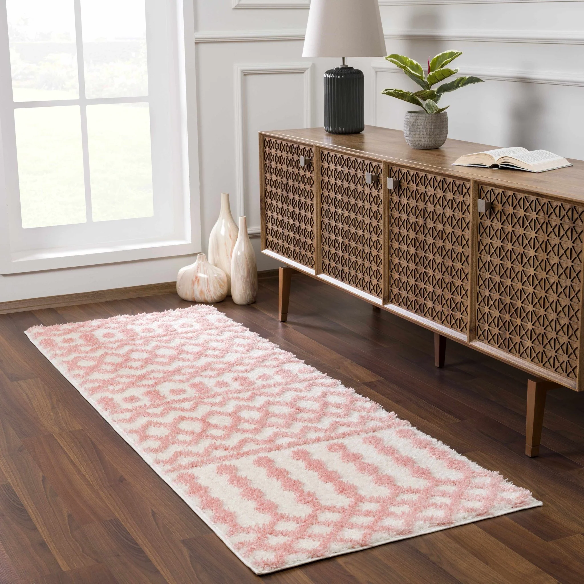 Ivory and Peach Tribal Design High low Texture Plush Pile  Area Rug - Image 4