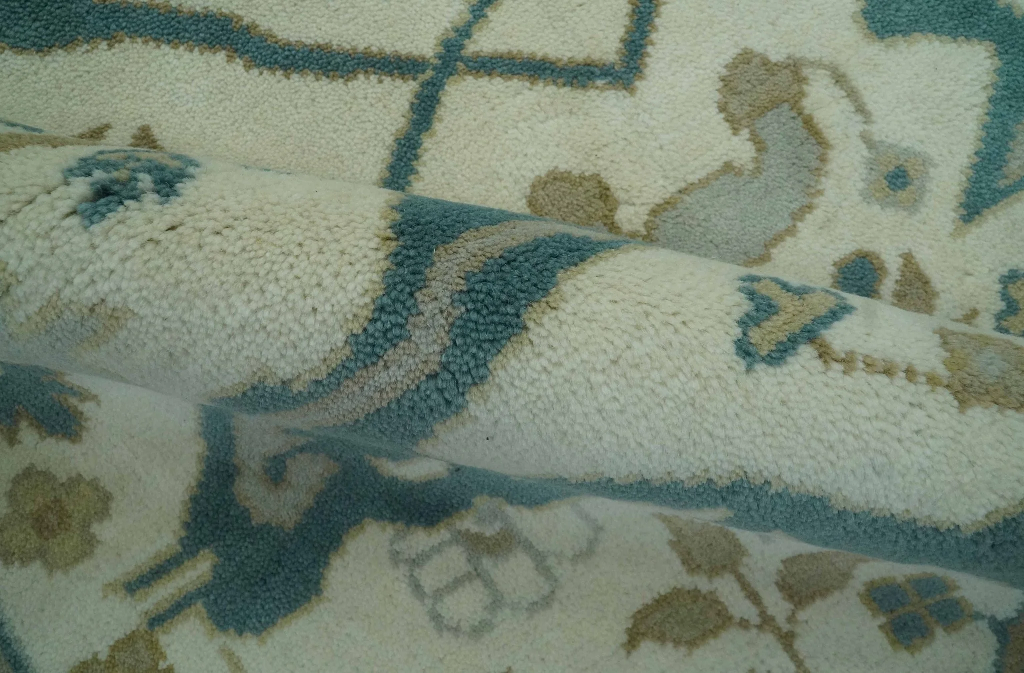 Ivory and Teal Hand Knotted Traditional Oriental Oushak Multi size wool area rug - Image 6