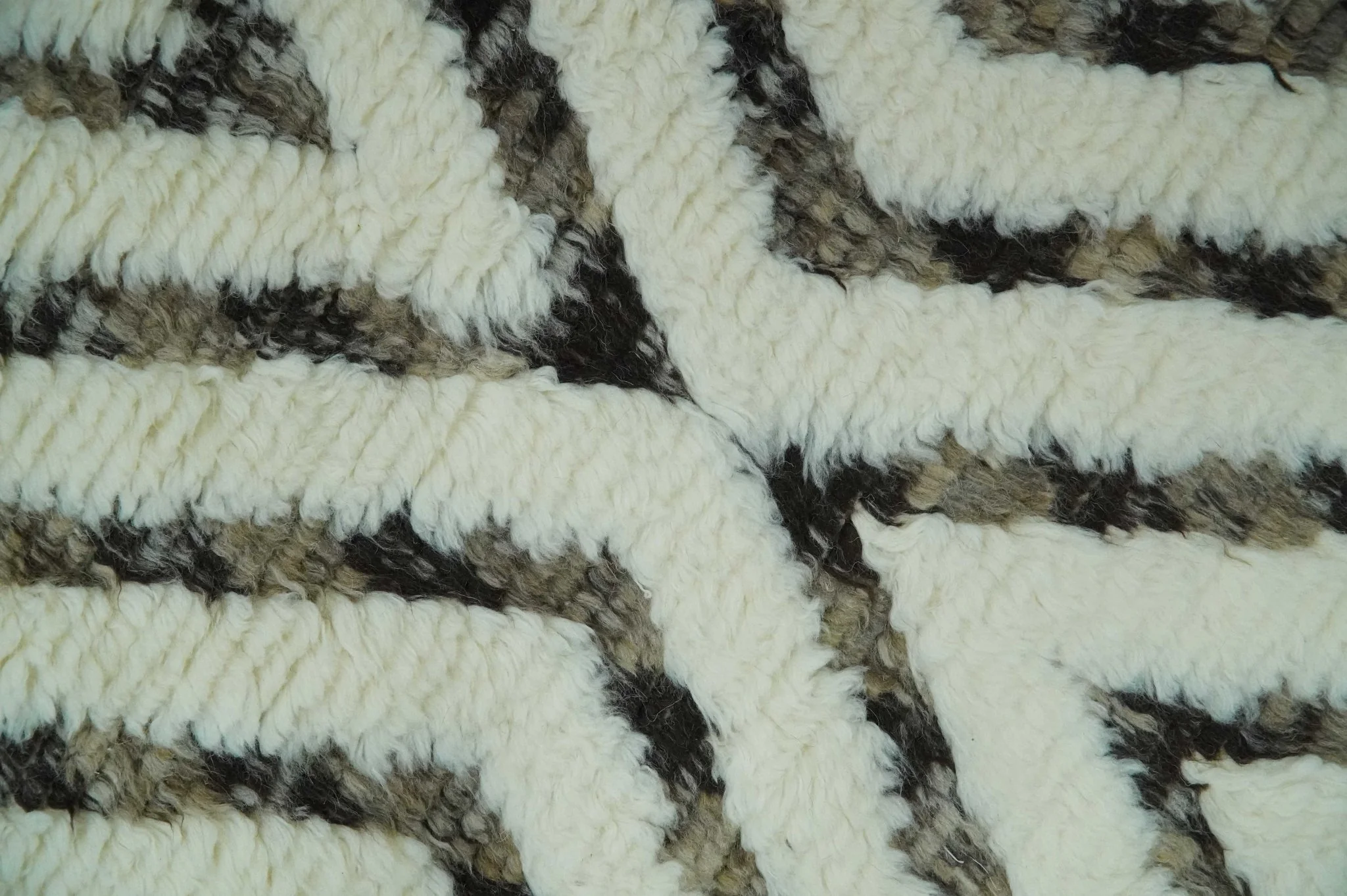 Ivory, Beige and Charcoal Modern Stripes Plush Pile Moroccan Style Hand knotted 5x8 wool Area Rug - Image 5