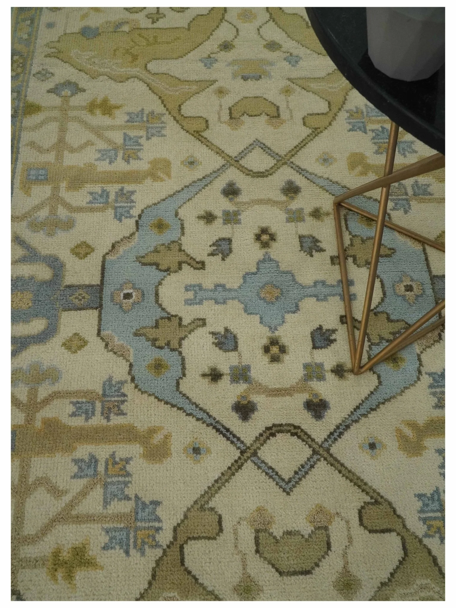 Vintage Style Ivory, Beige and Gray 6x9 Hand Knotted Traditional Oriental Oushak wool rug - Image 2