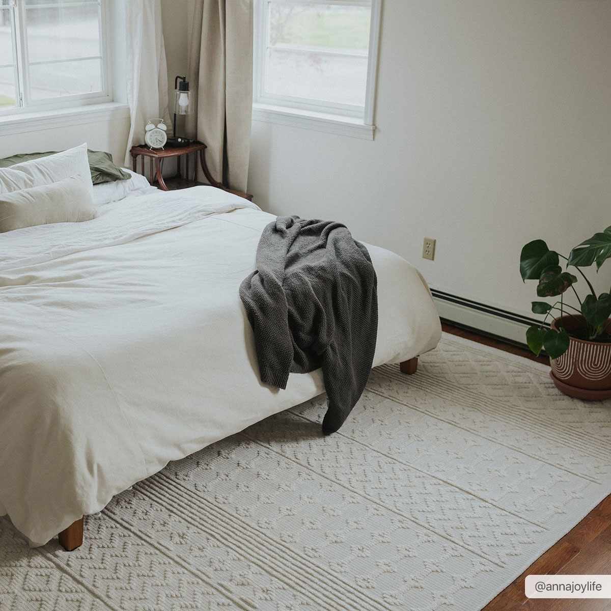 Ivory Texture Tribal Trellis Washable High Low Pile Area Rug - Image 18