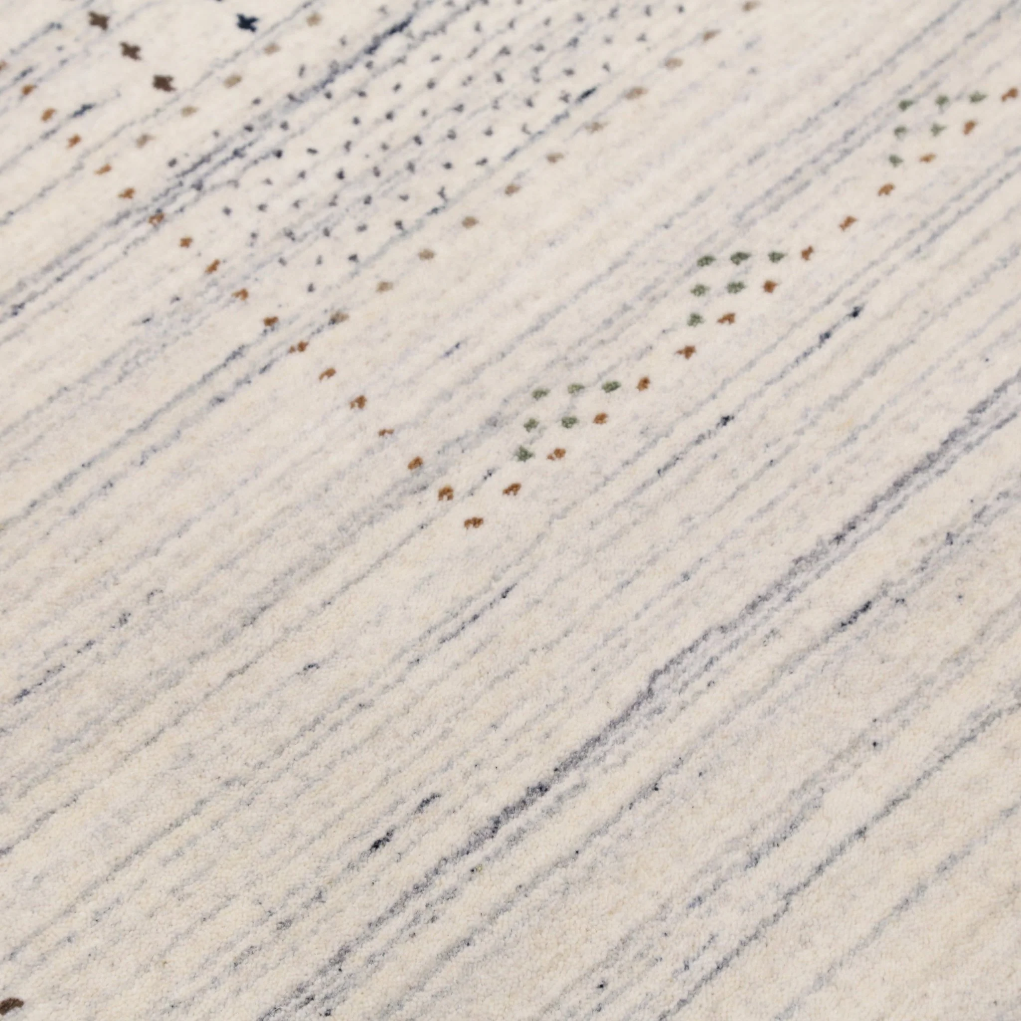 Ivory Gabbeh Design Hand Loomed Wool Area Rug - Image 6