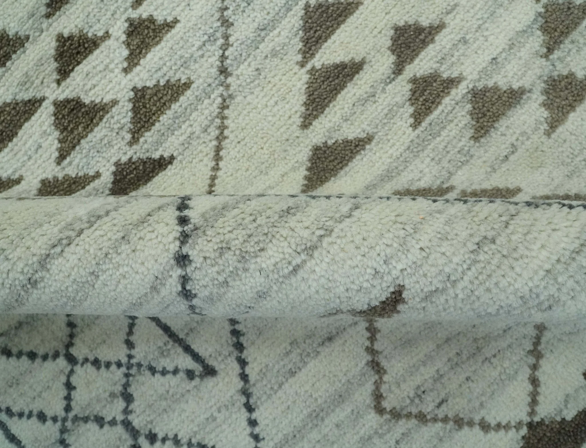 8x10 Ivory, Gray and Charcoal Hand Knotted Multi size Southwestern wool area Rug - Image 8