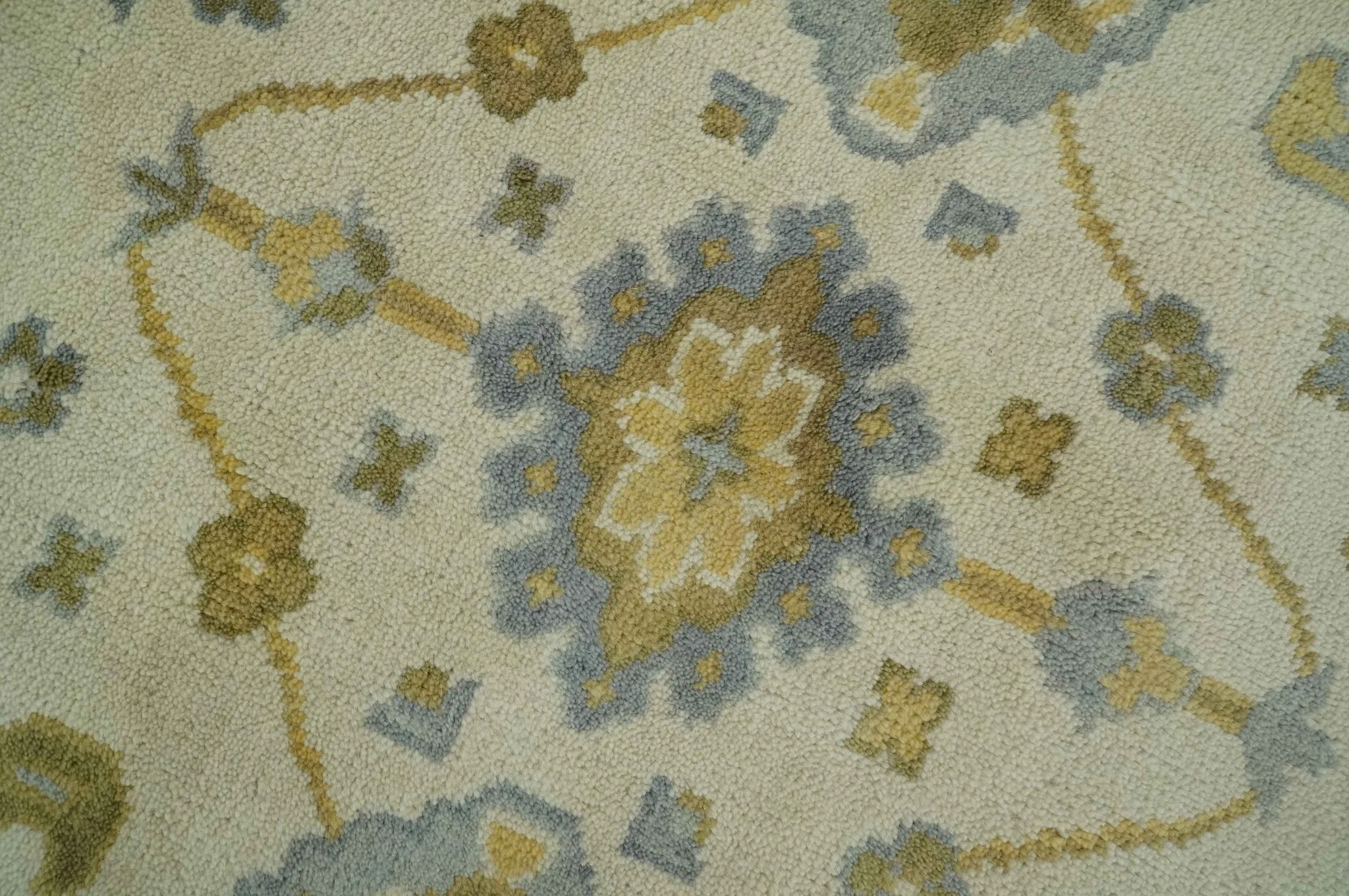 6x9 Hand Knotted Ivory, Gray and Mustard Traditional Oriental Oushak wool rug - Image 9