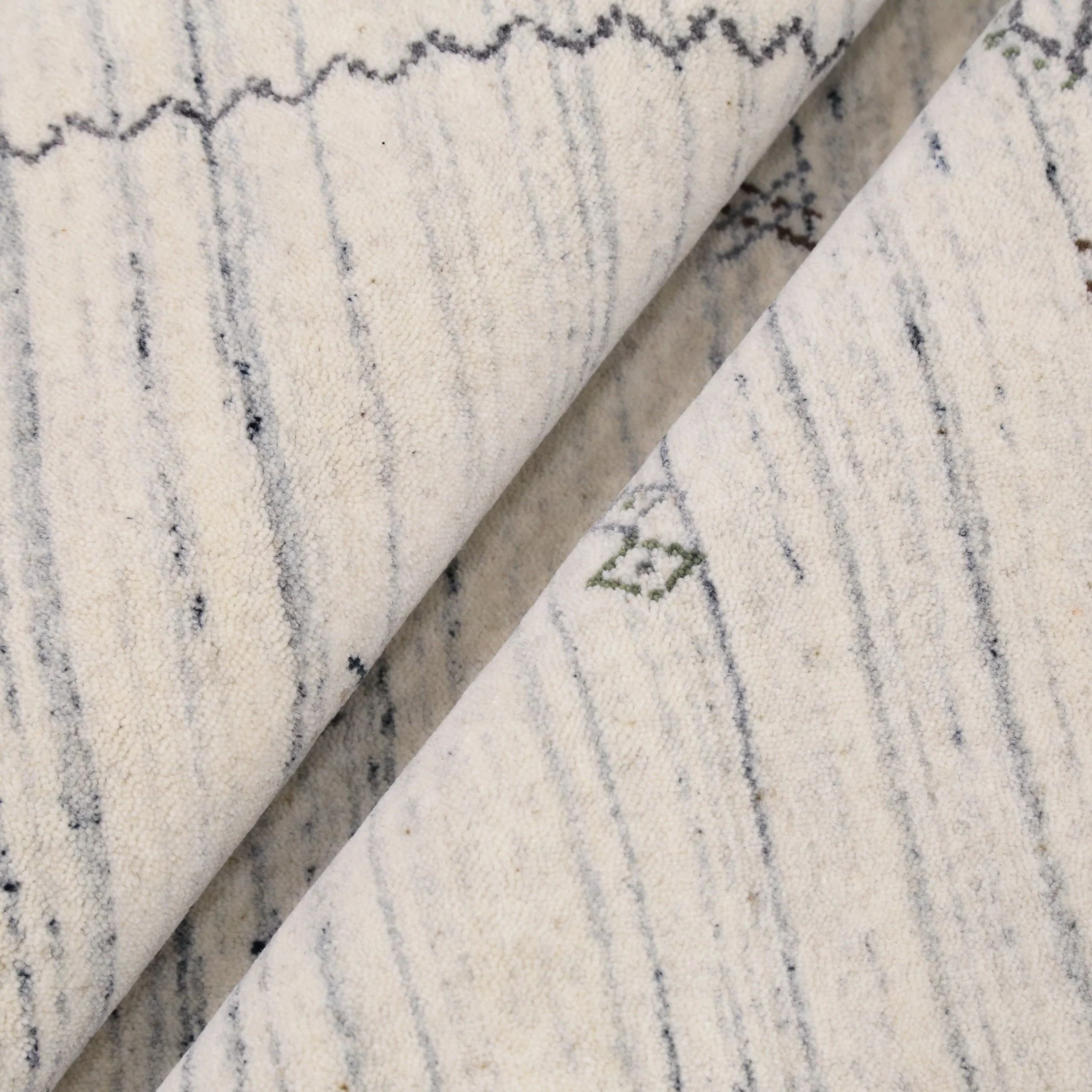 Ivory Modern Tribals Design Hand Loomed Wool Area Rug - Image 11