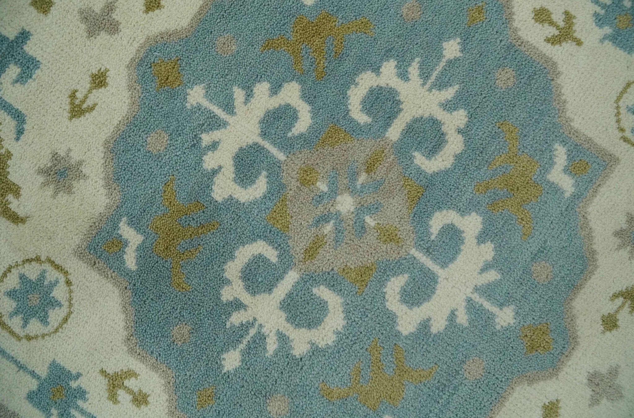 6x9 Ivory, Olive and Teal Hand Knotted Traditional Medallion Mamluk Design wool Area Rug - Image 4